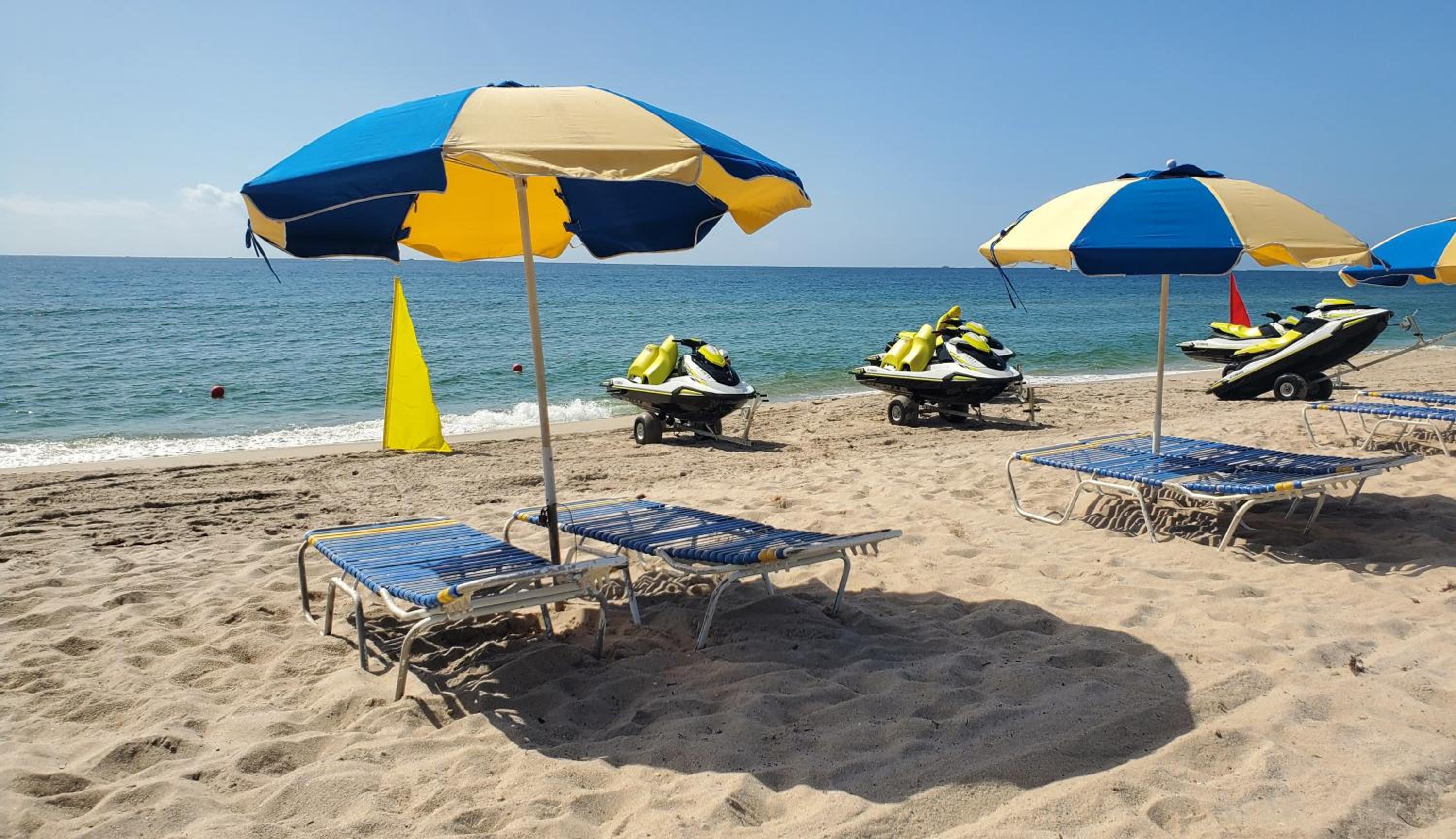 Beachfront Studio Suite - Private Beach Access - Perfect for Couples view 2