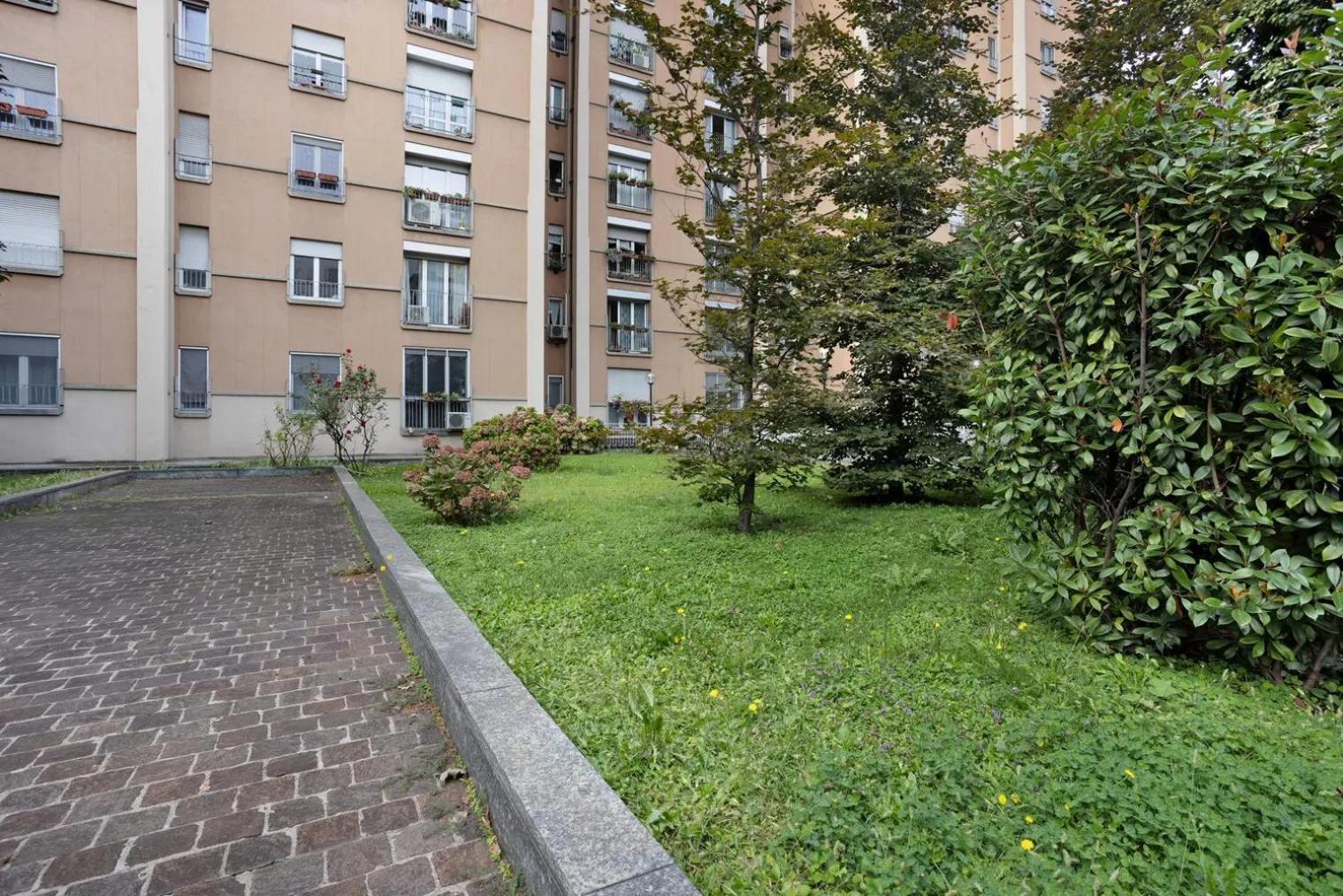 Appartamento Cadolini - Secured Parking! - Duomo in 20 min - Quiteness and Garden