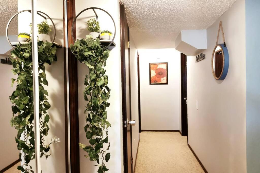 Prestigious YYC Stay,2BR3Bed Suites,Near UofC,Hospitals