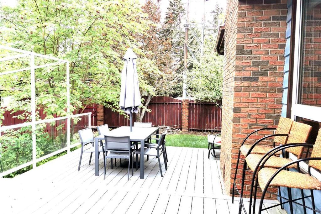 Prestigious YYC Stay,2BR3Bed Suites,Near UofC,Hospitals