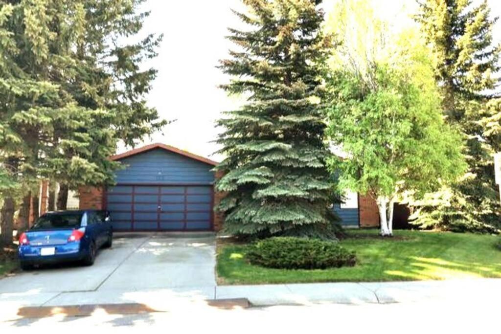 Prestigious YYC Stay,2BR3Bed Suites,Near UofC,Hospitals