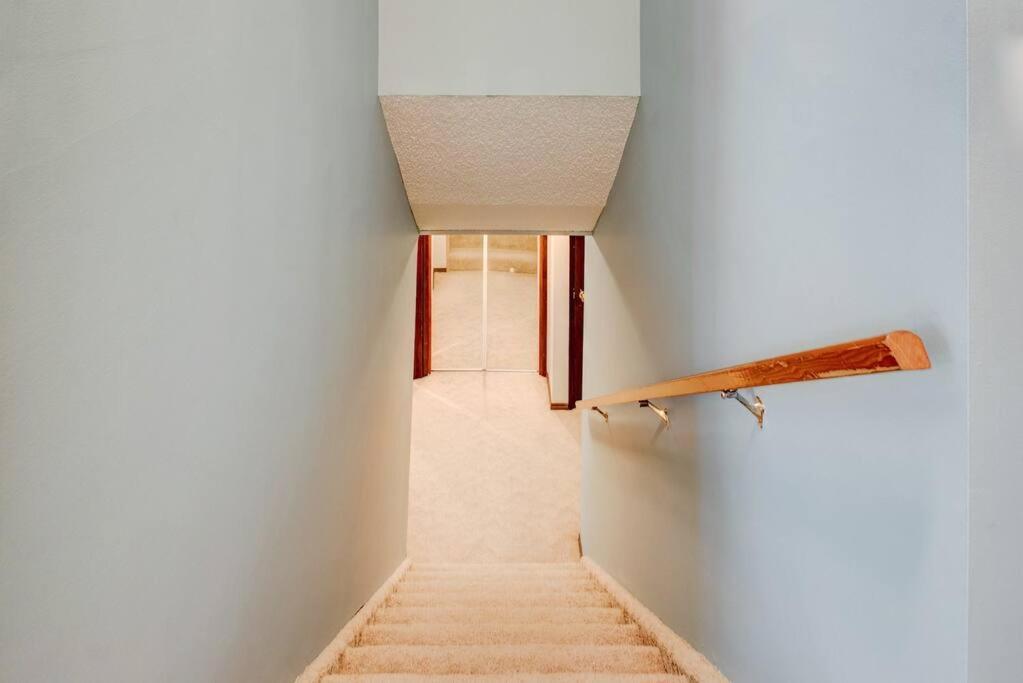 Prestigious YYC Stay,2BR3Bed Suites,Near UofC,Hospitals
