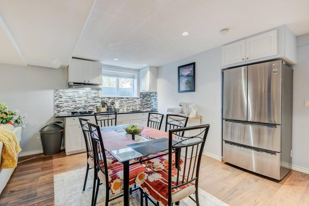 Prestigious YYC Stay,2BR3Bed Suites,Near UofC,Hospitals