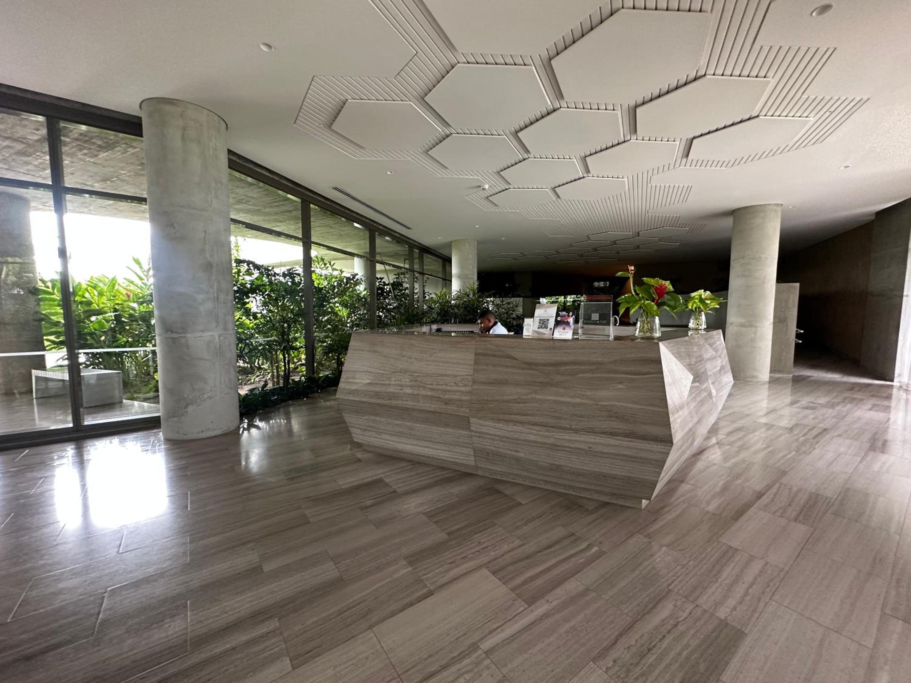 Apartamento en Cartagena frente al mar con piscina