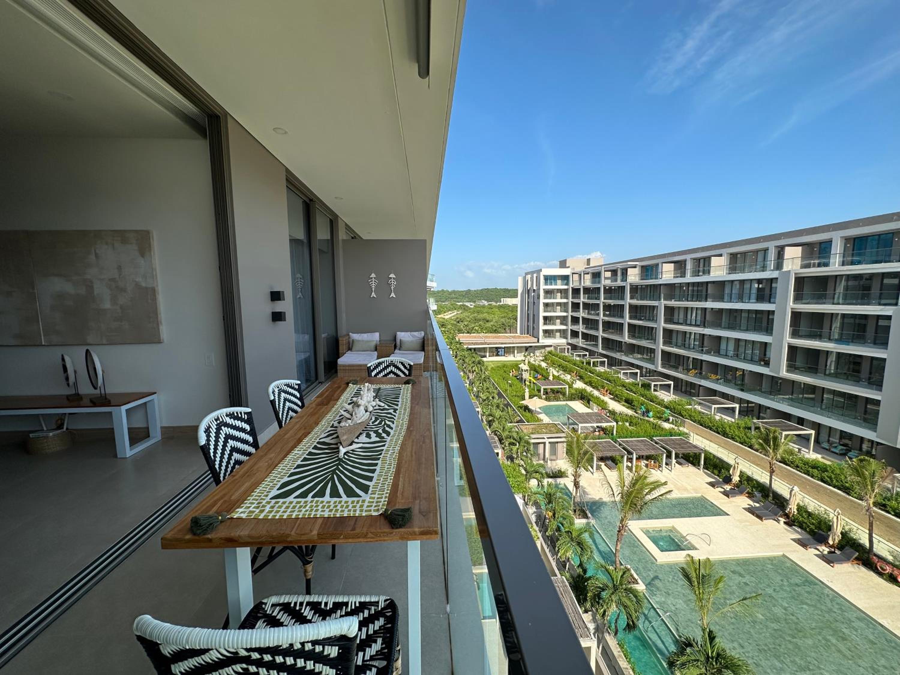 Apartamento en Cartagena frente al mar con piscina