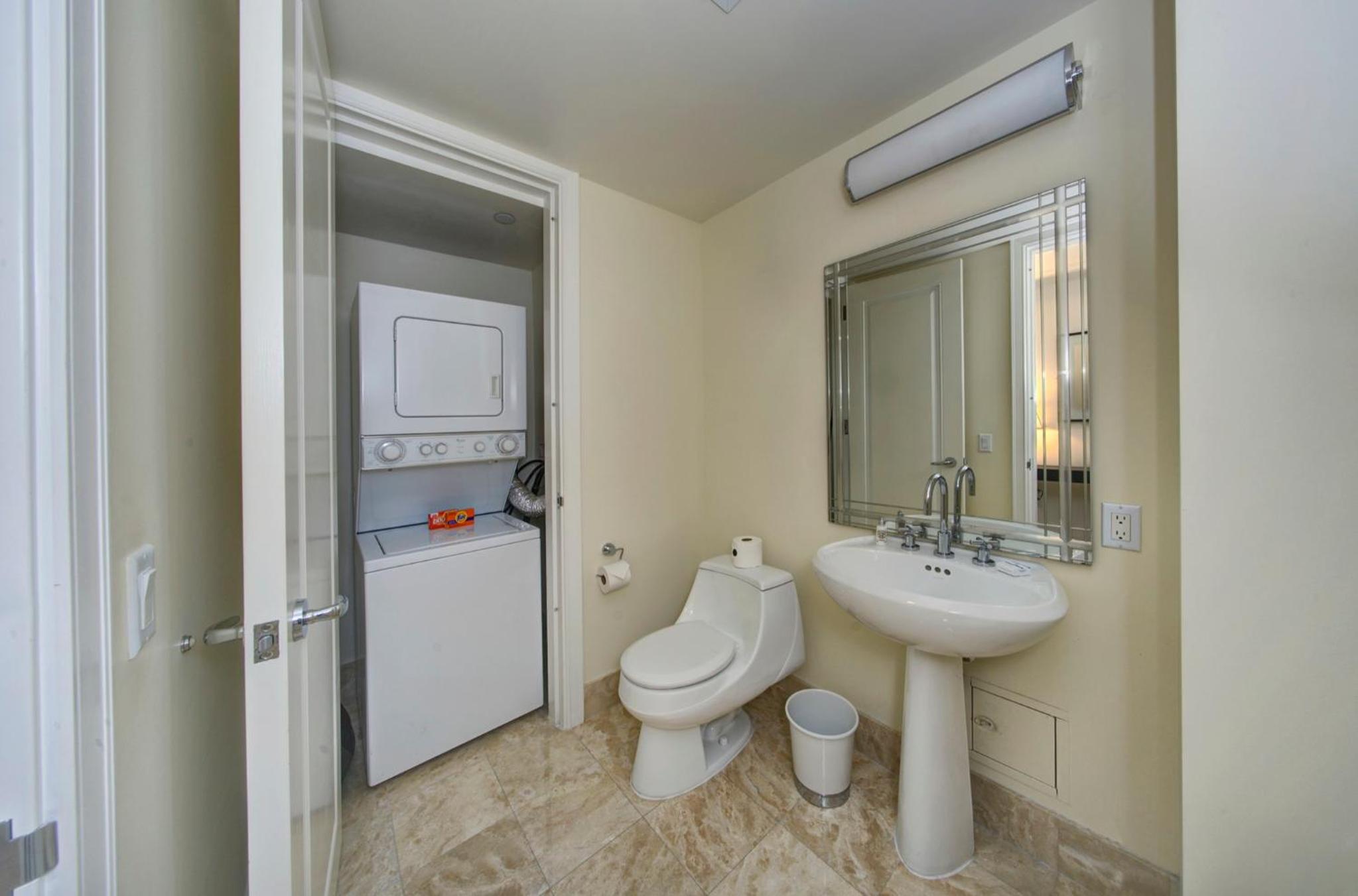 Luxurious Four Seasons Two Bedroom Suite
