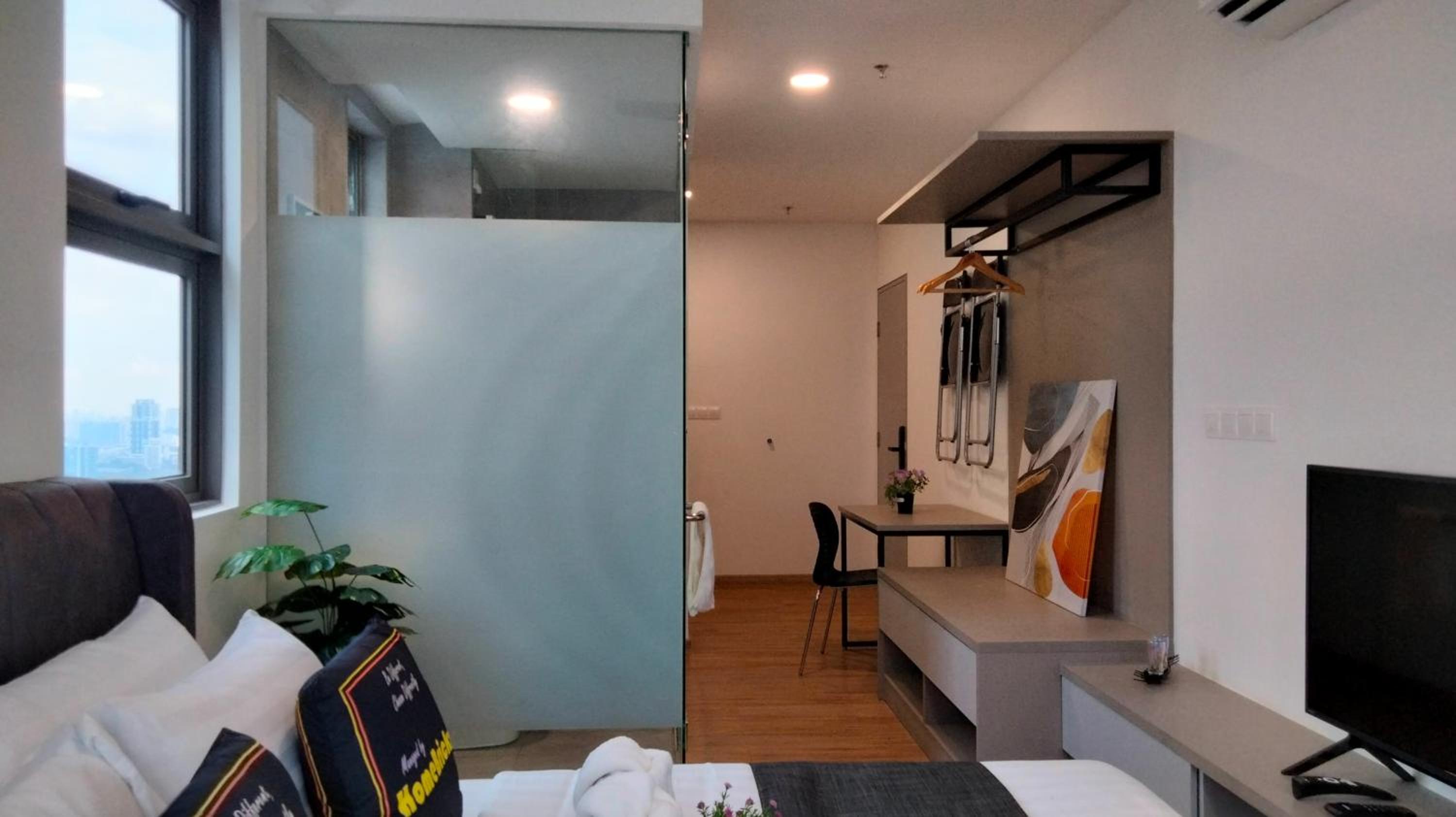 Riveria Suites, KL Sentral by Homebrickz