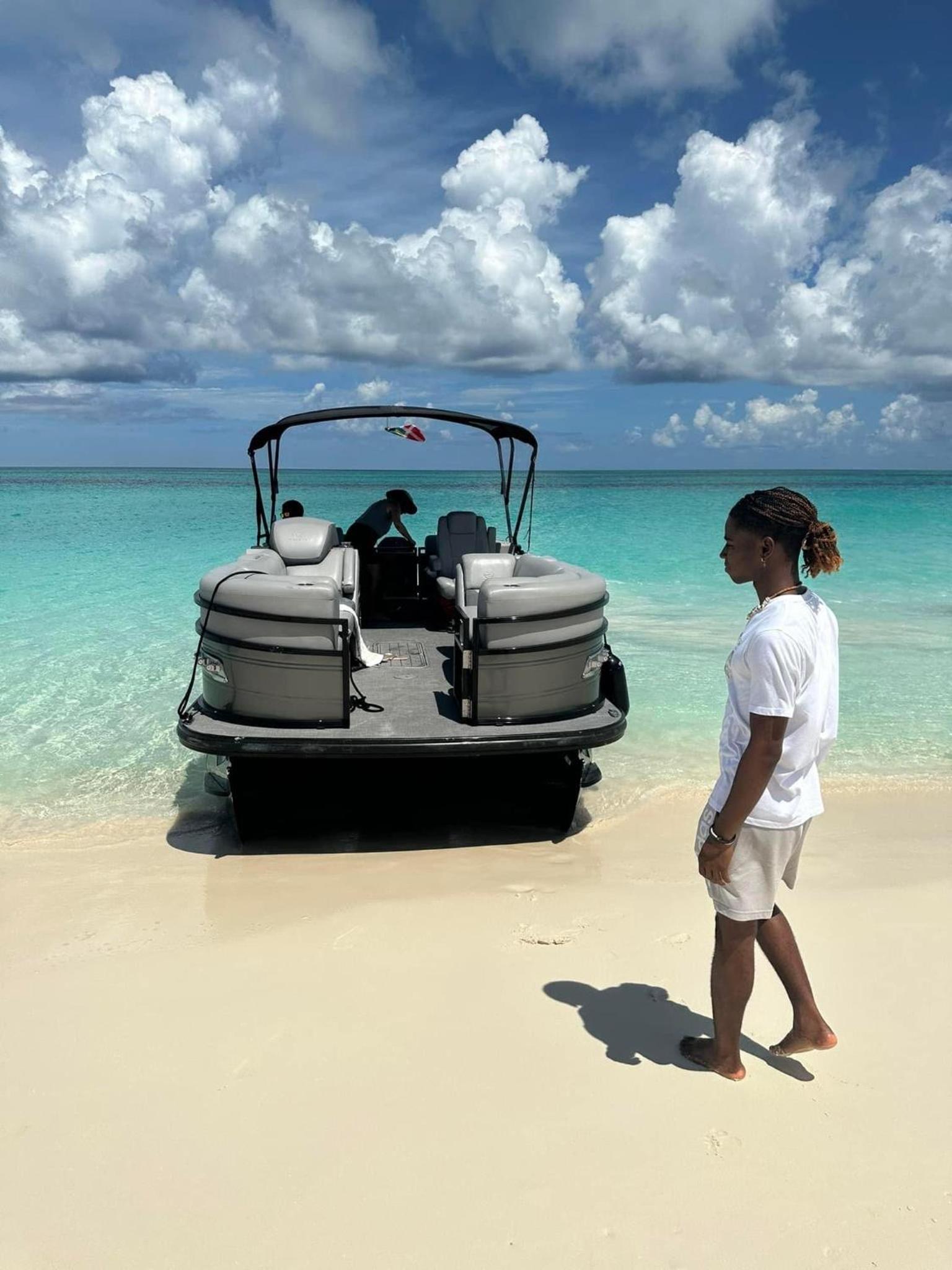 Sweet Canal in Paradise Bahamas