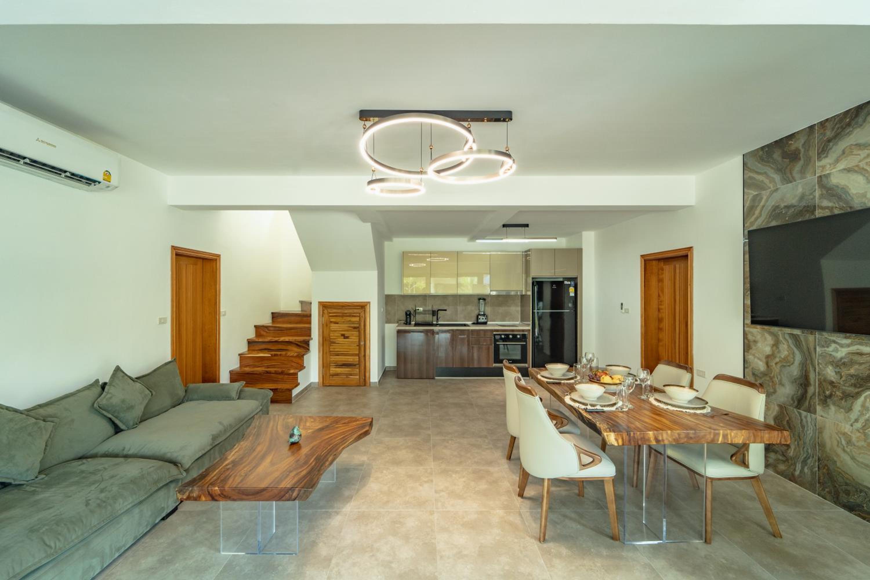 SHI Phangan Villas