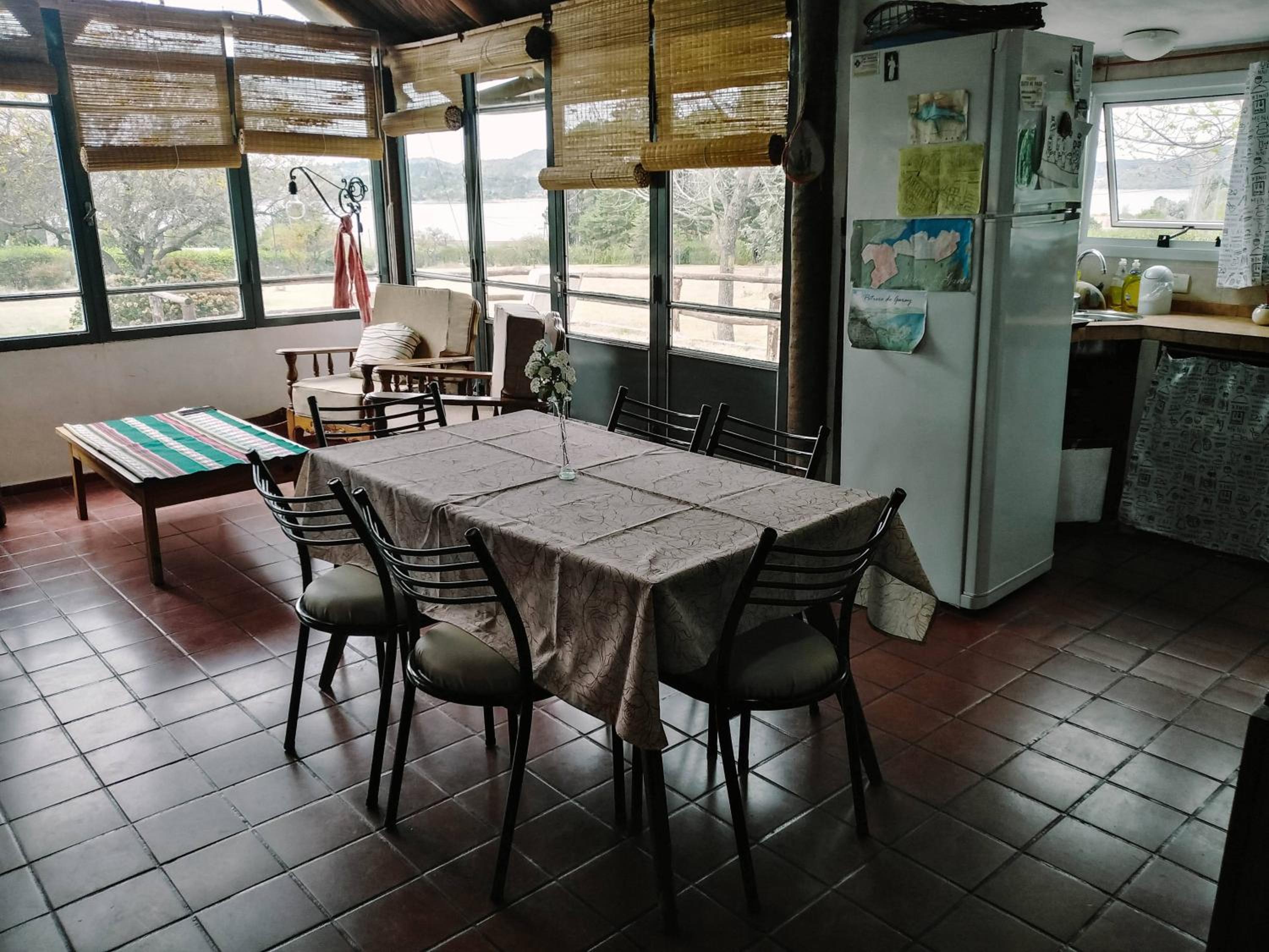 Casa con vista al lago en Potrero de Garay