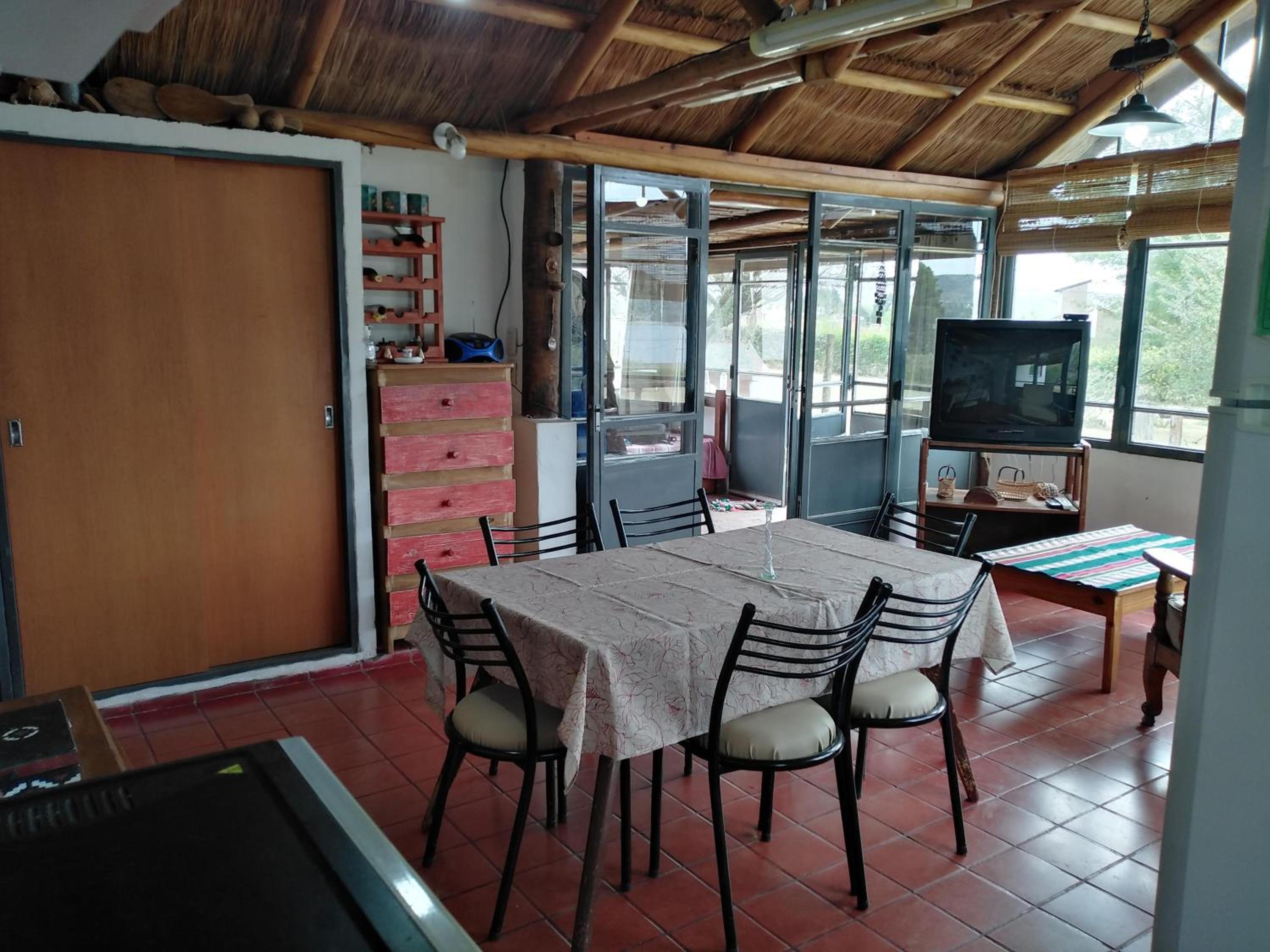 Casa con vista al lago en Potrero de Garay
