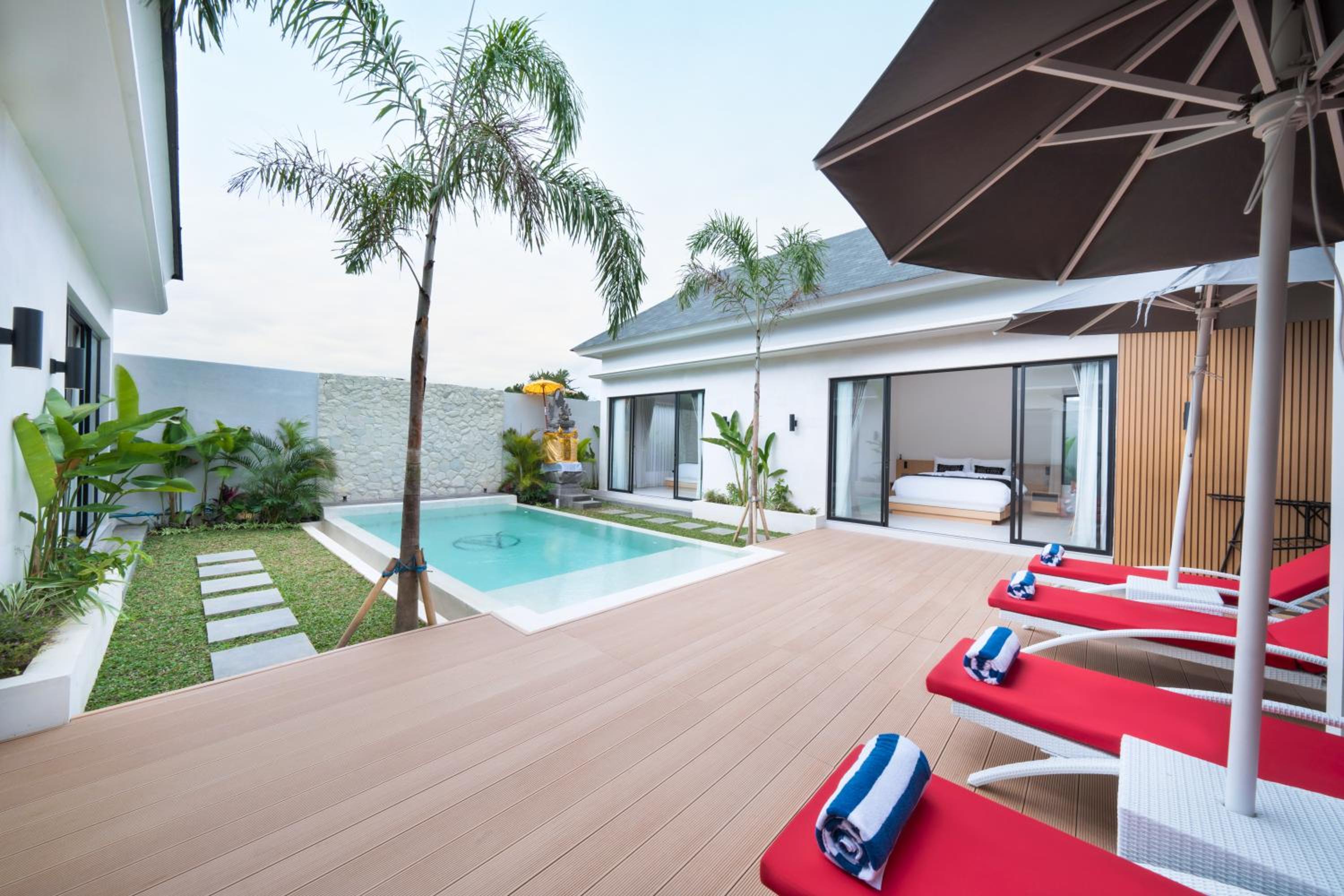Balangan Villa 4 Bedroom view 3
