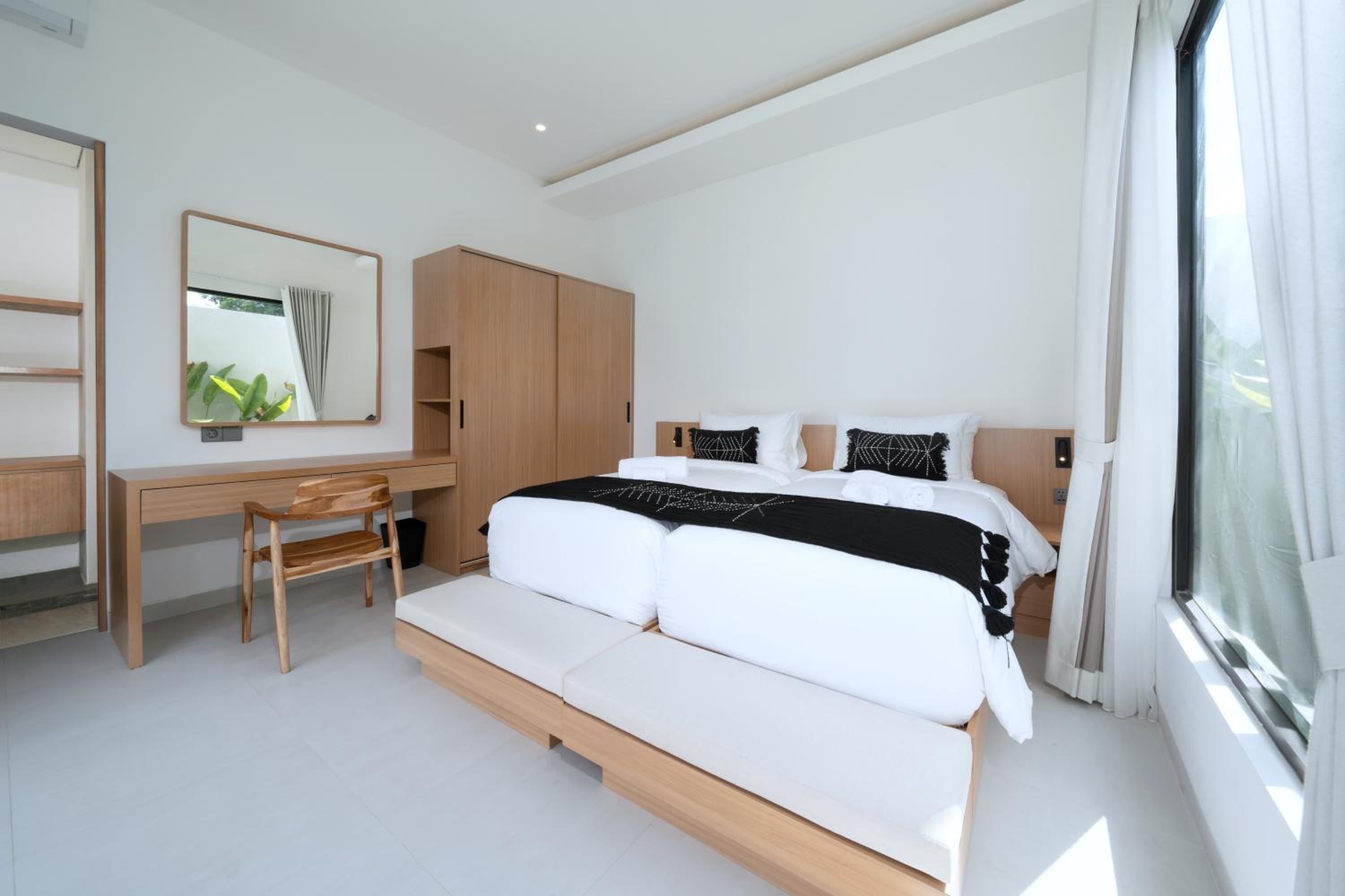 Balangan Villa 4 Bedroom view 4