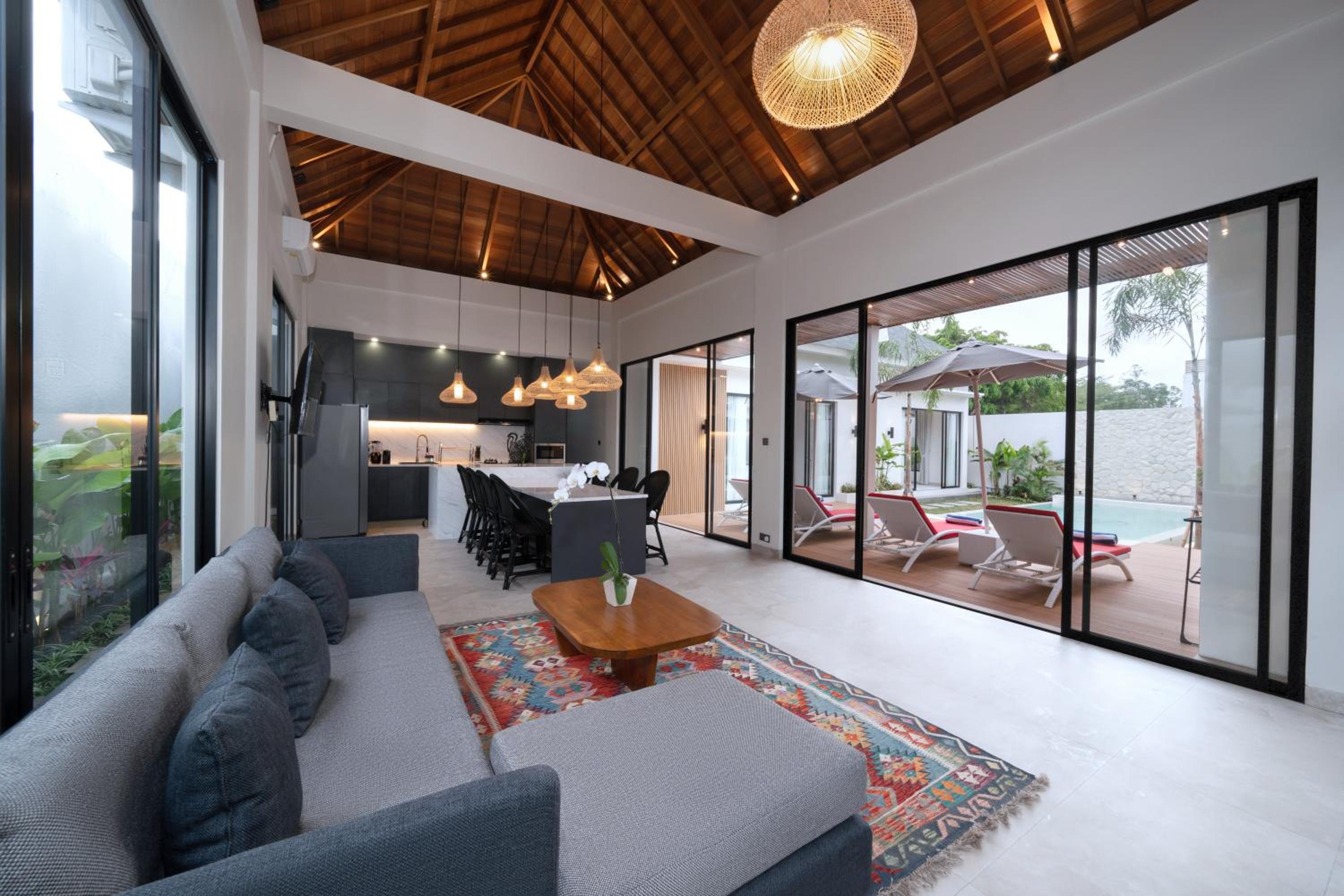 Balangan Villa 4 Bedroom view 5