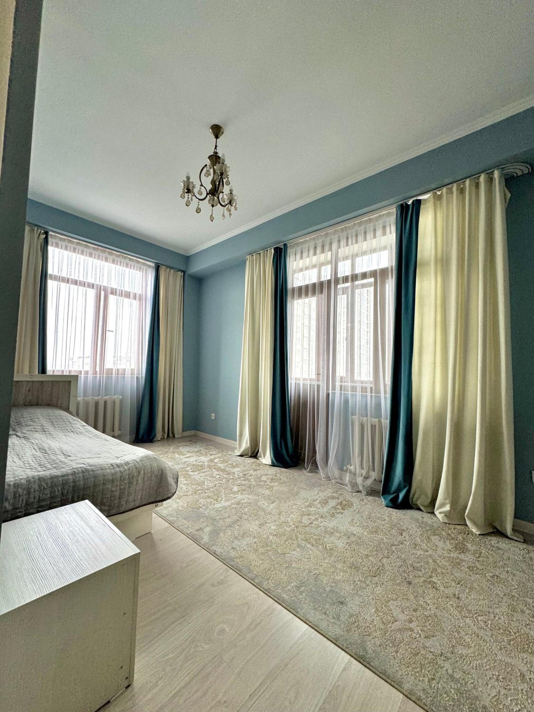 3-bedroom apartment