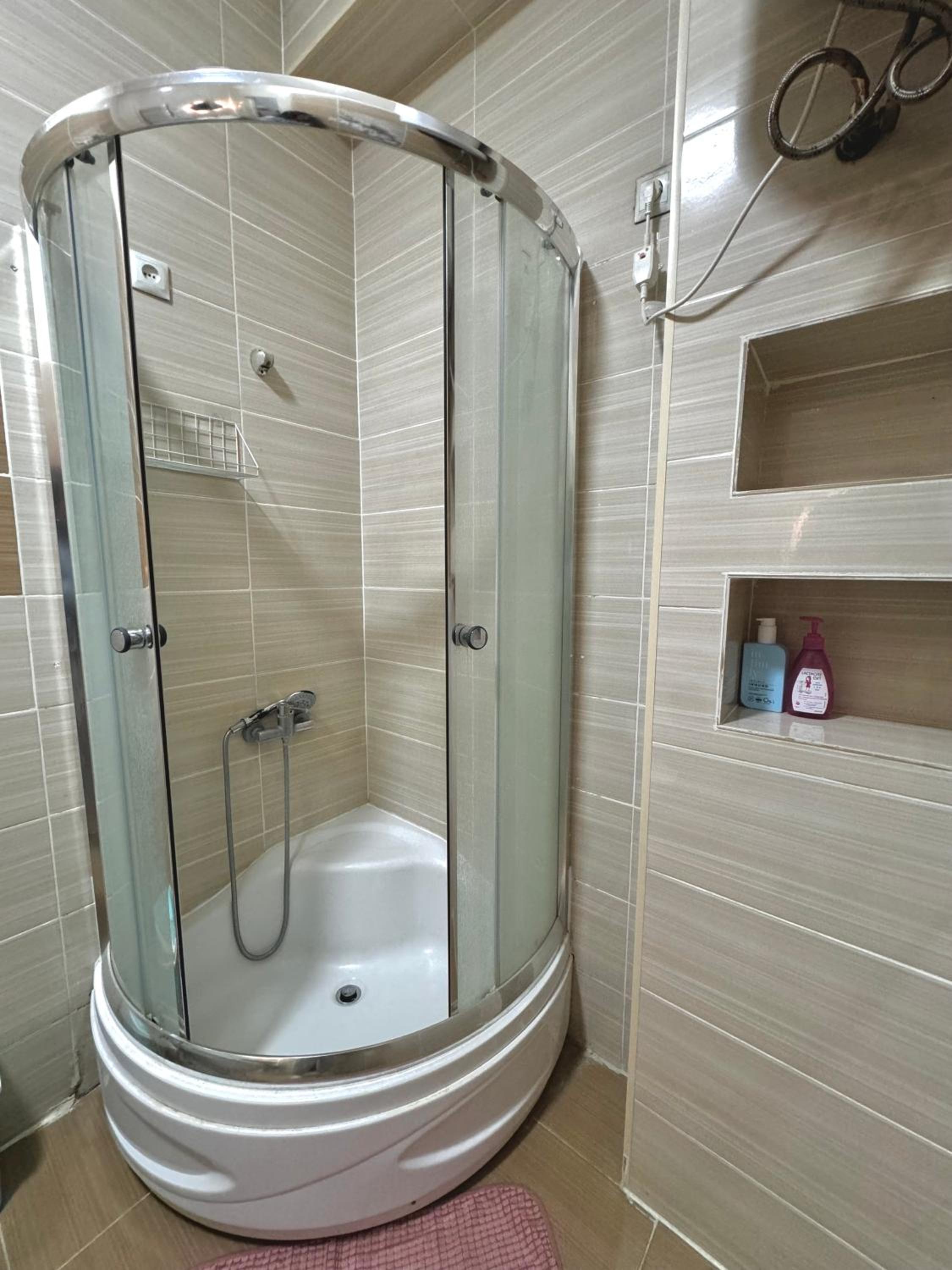 3-bedroom apartment
