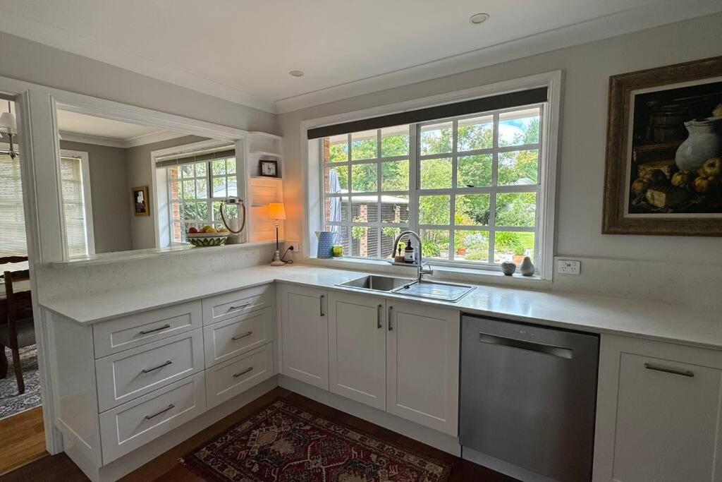 The Cricket House - Family & Pet-Friendly Home