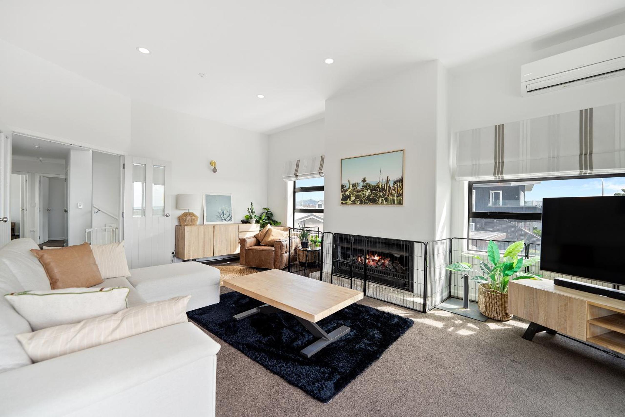 Beachfront Paradise - Papamoa Beach Holiday Home view 2