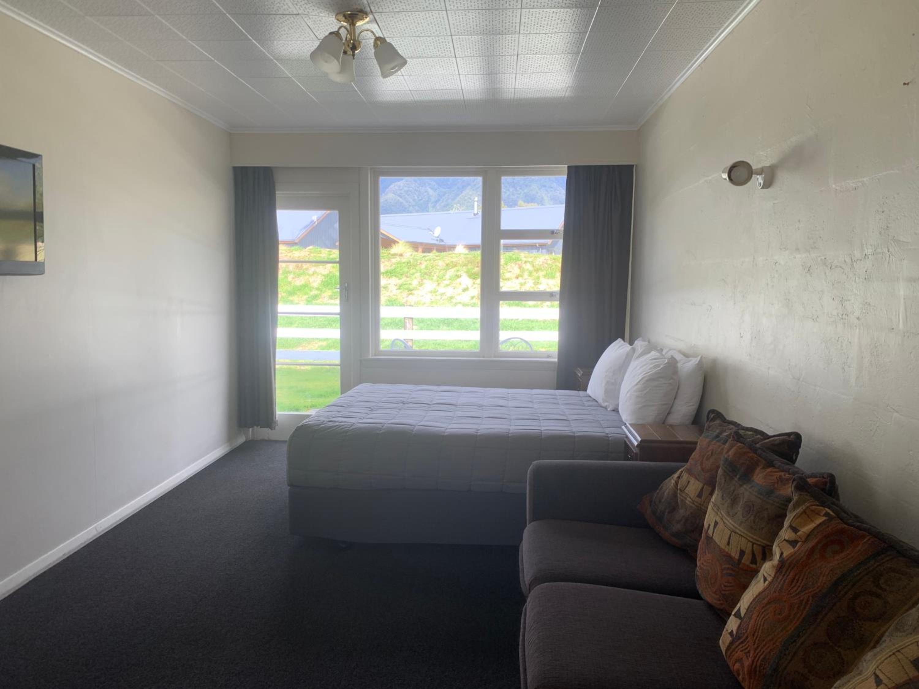 Mt Cook View Motel - Fox Glacier