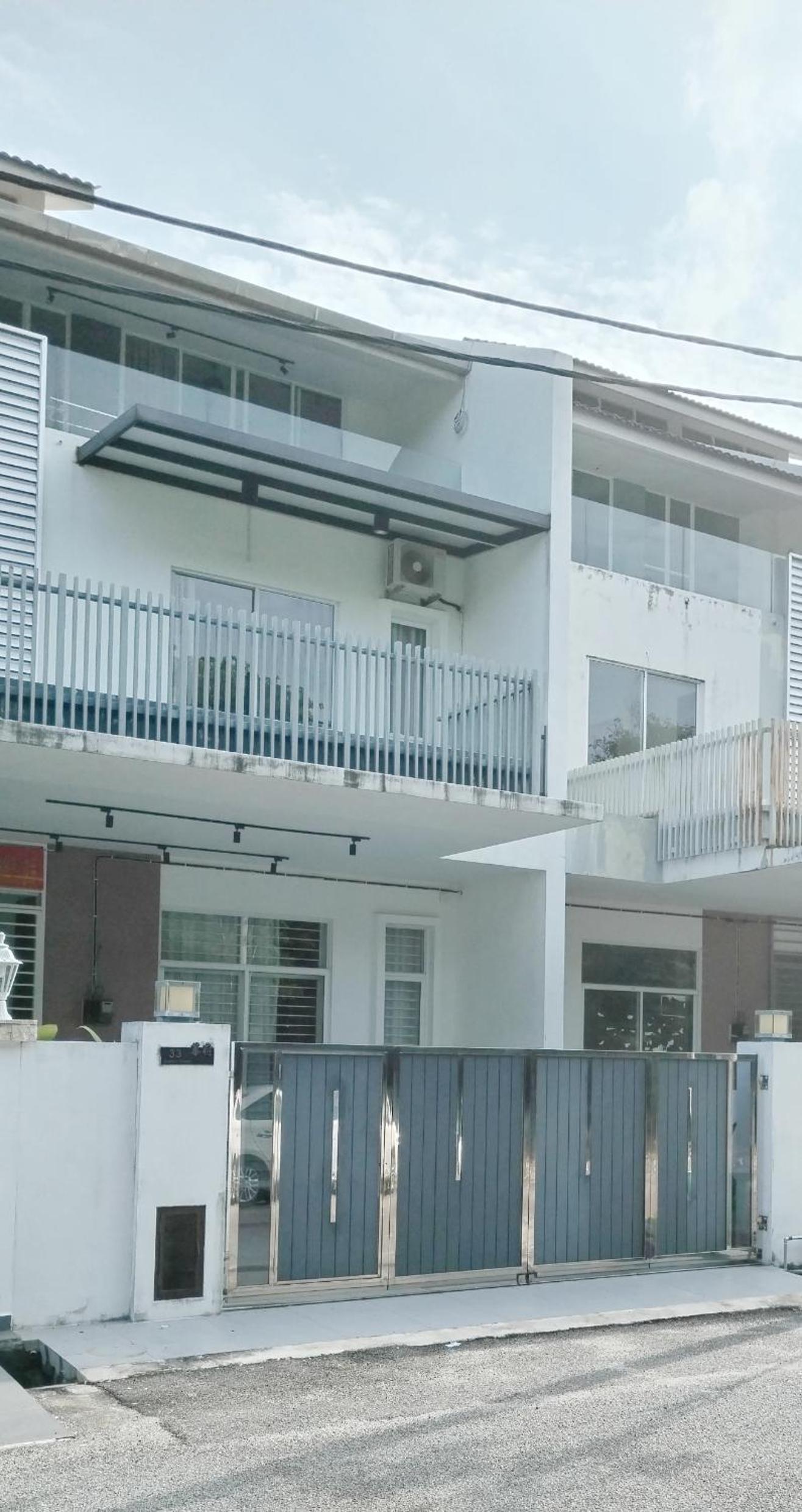 12pax - 3Storey Bukit Minyak Utama Cozy Spacious photo 2