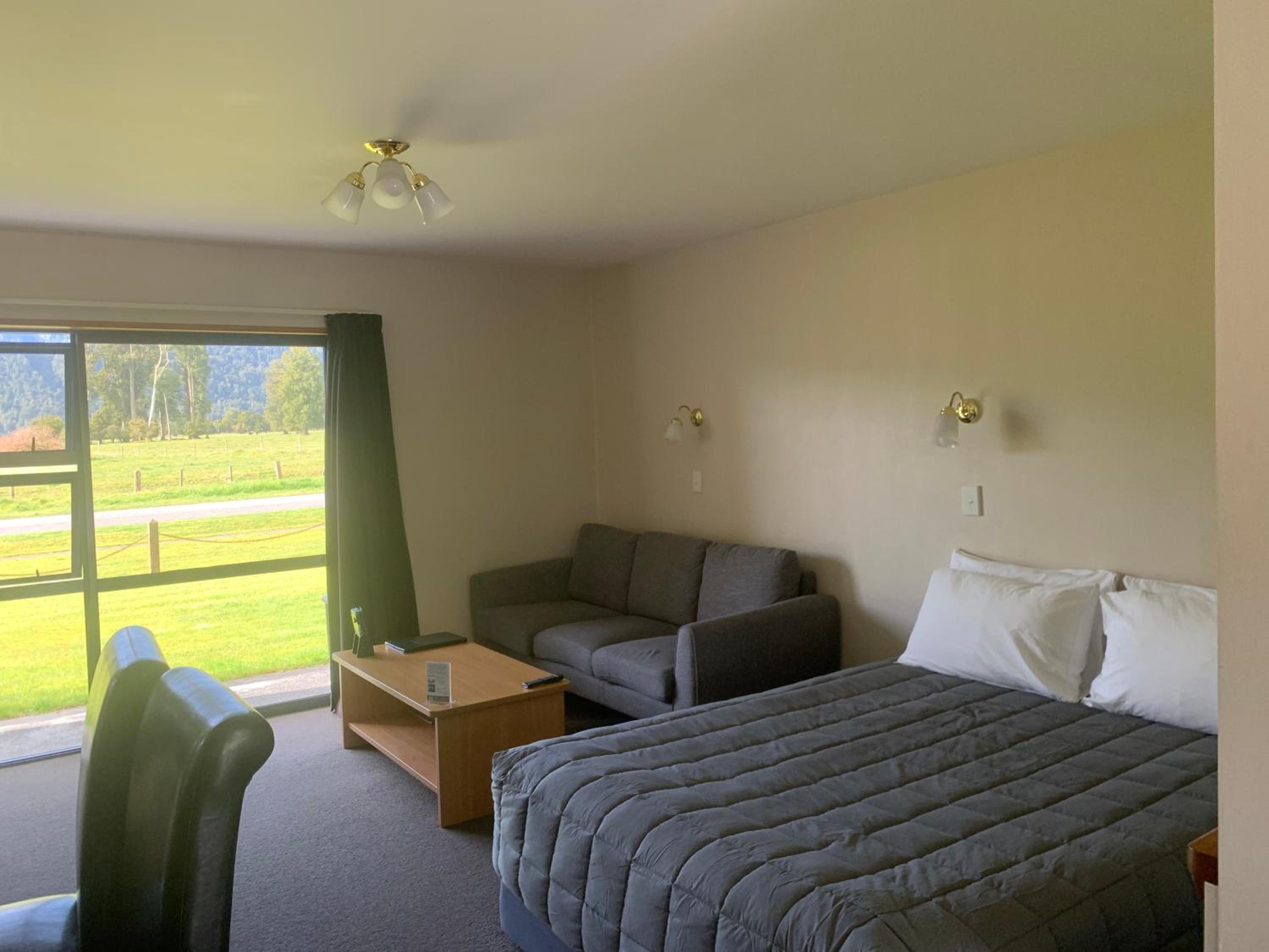 Mt Cook View Motel - Fox Glacier