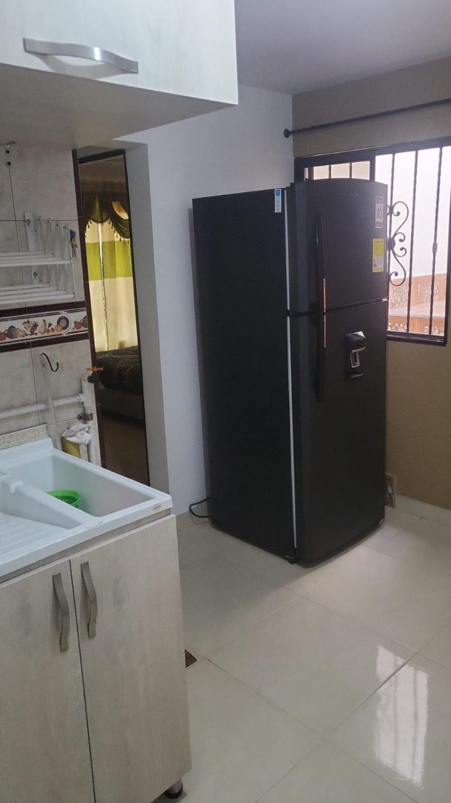 Habitación en Apartamento Semi-campestre cerca a Universidad San Buenaventura