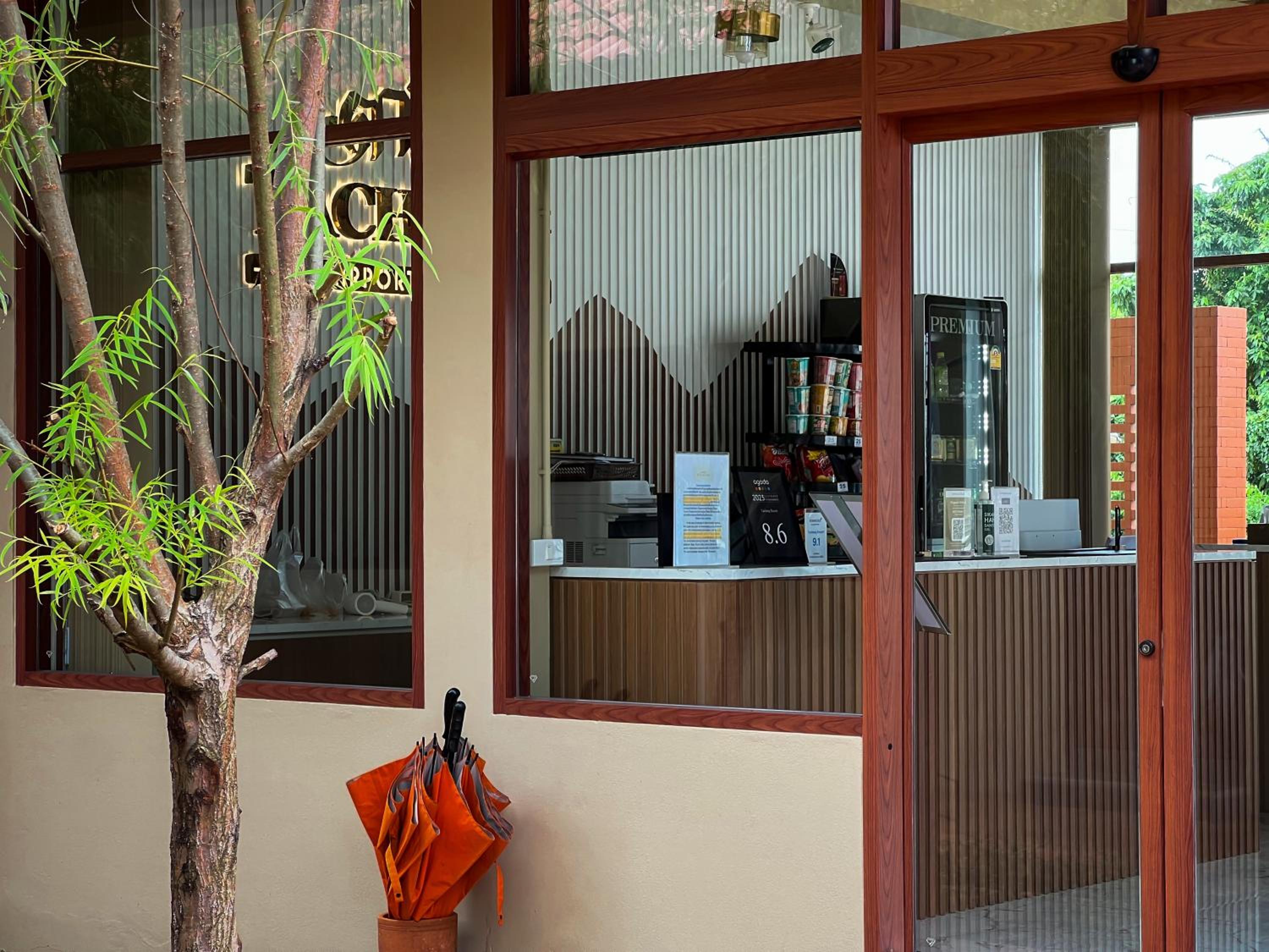 Tachang Airport Hotel