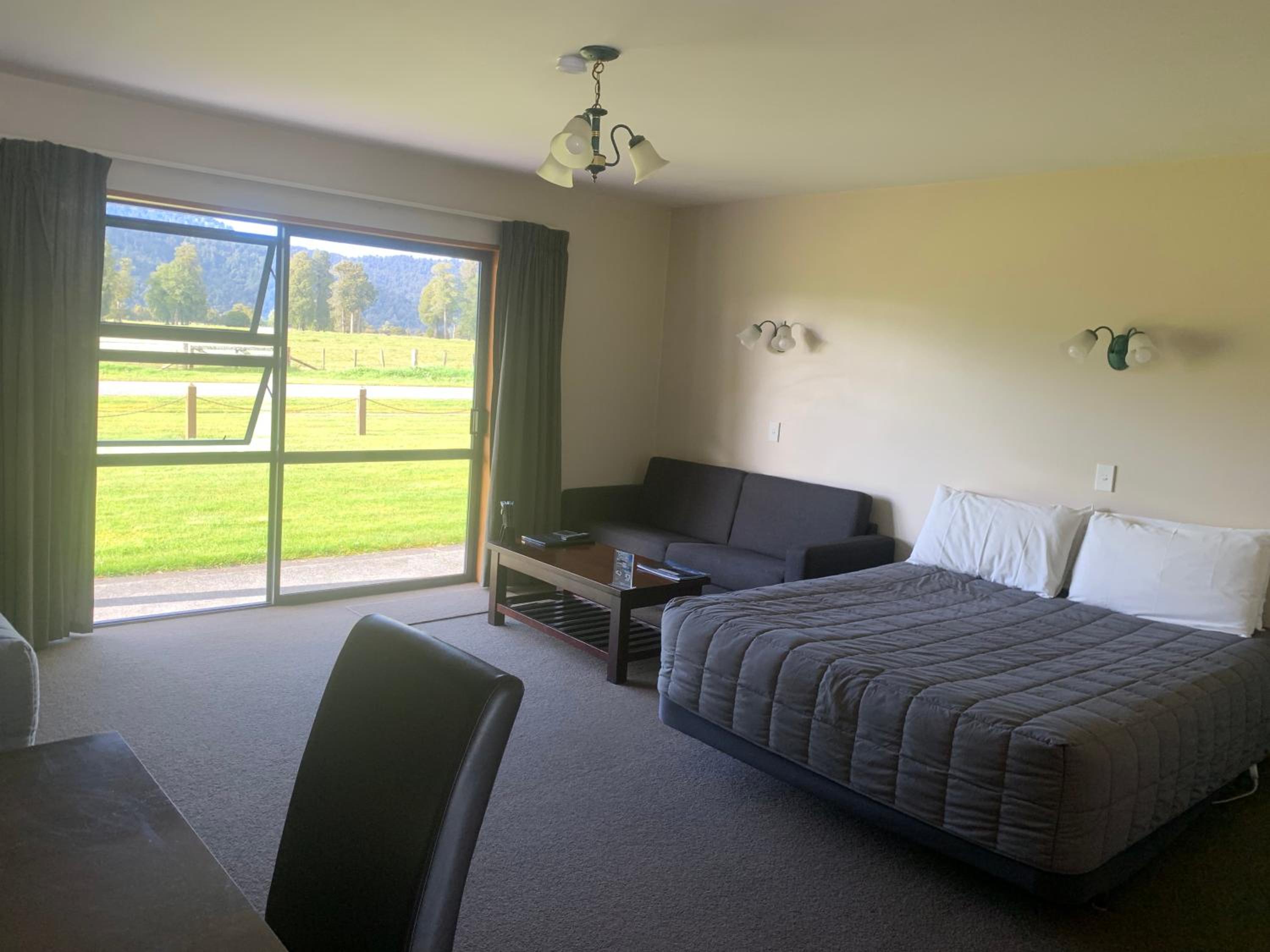 Mt Cook View Motel - Fox Glacier