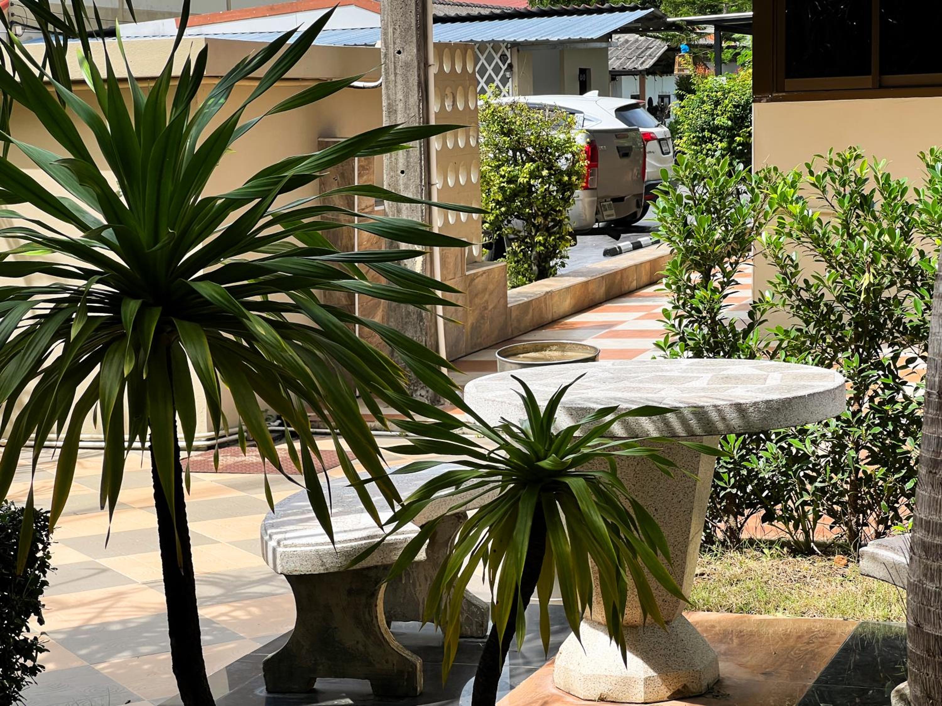 Tachang Airport Hotel