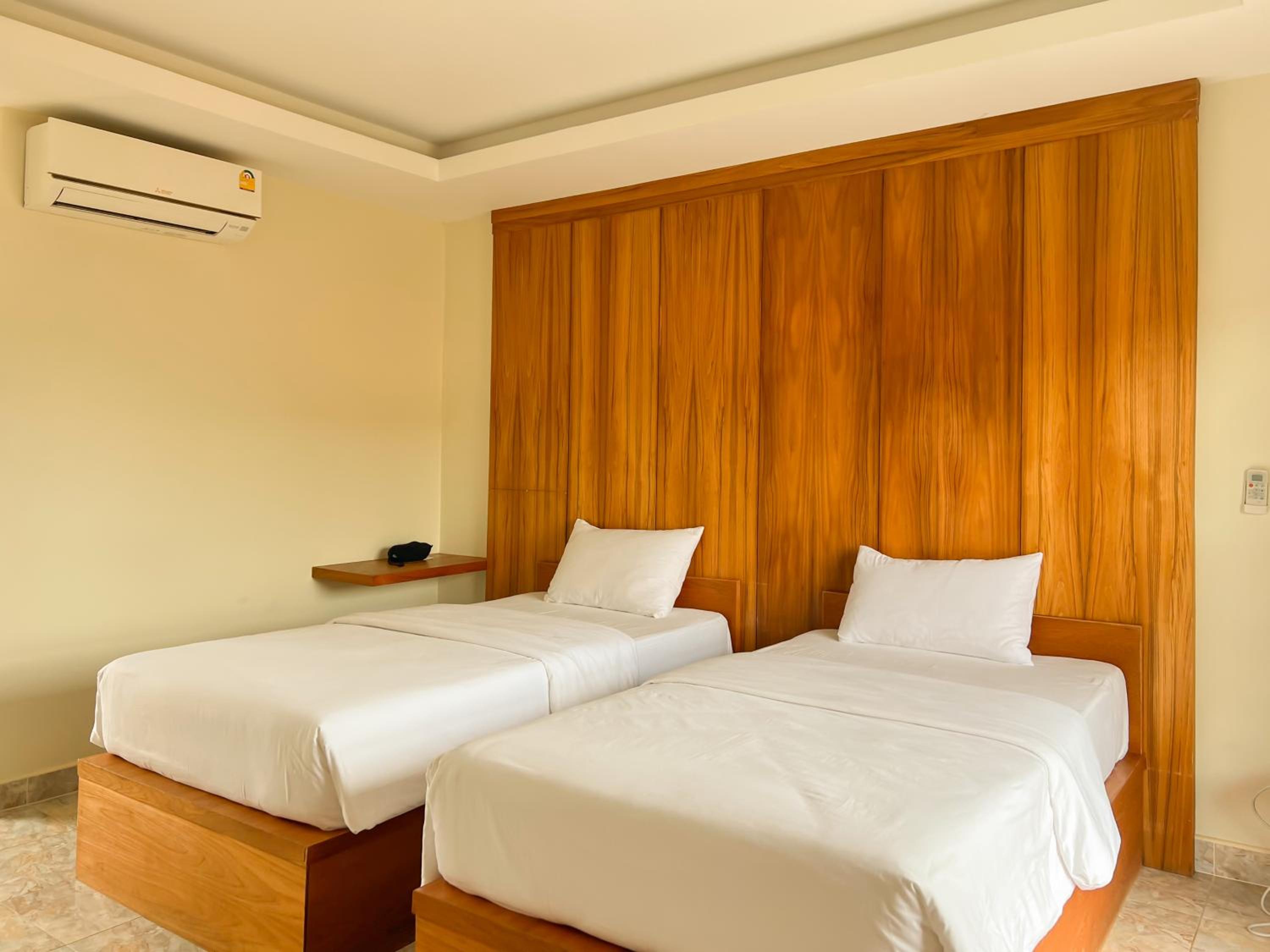 Tachang Airport Hotel