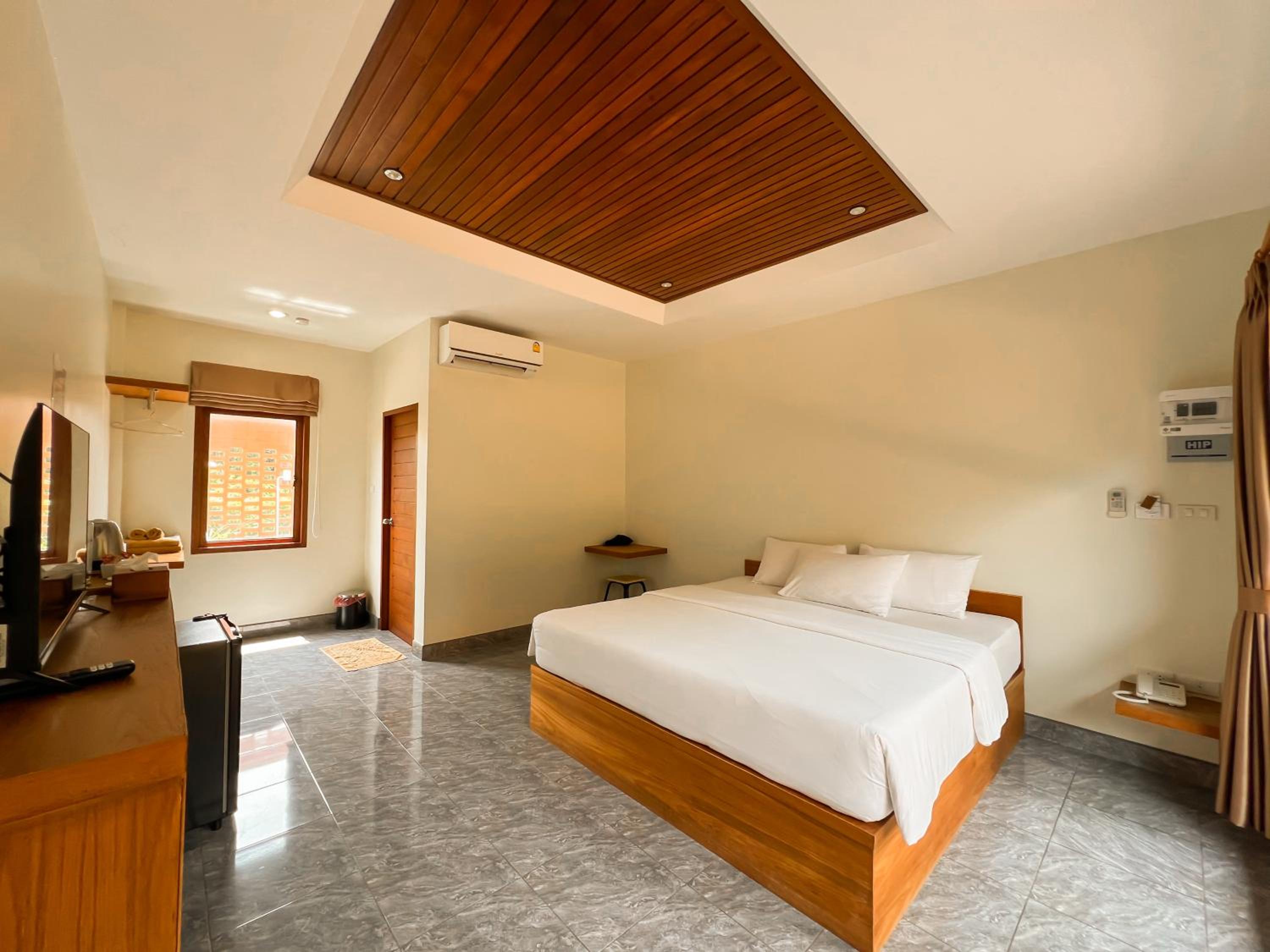 Tachang Airport Hotel