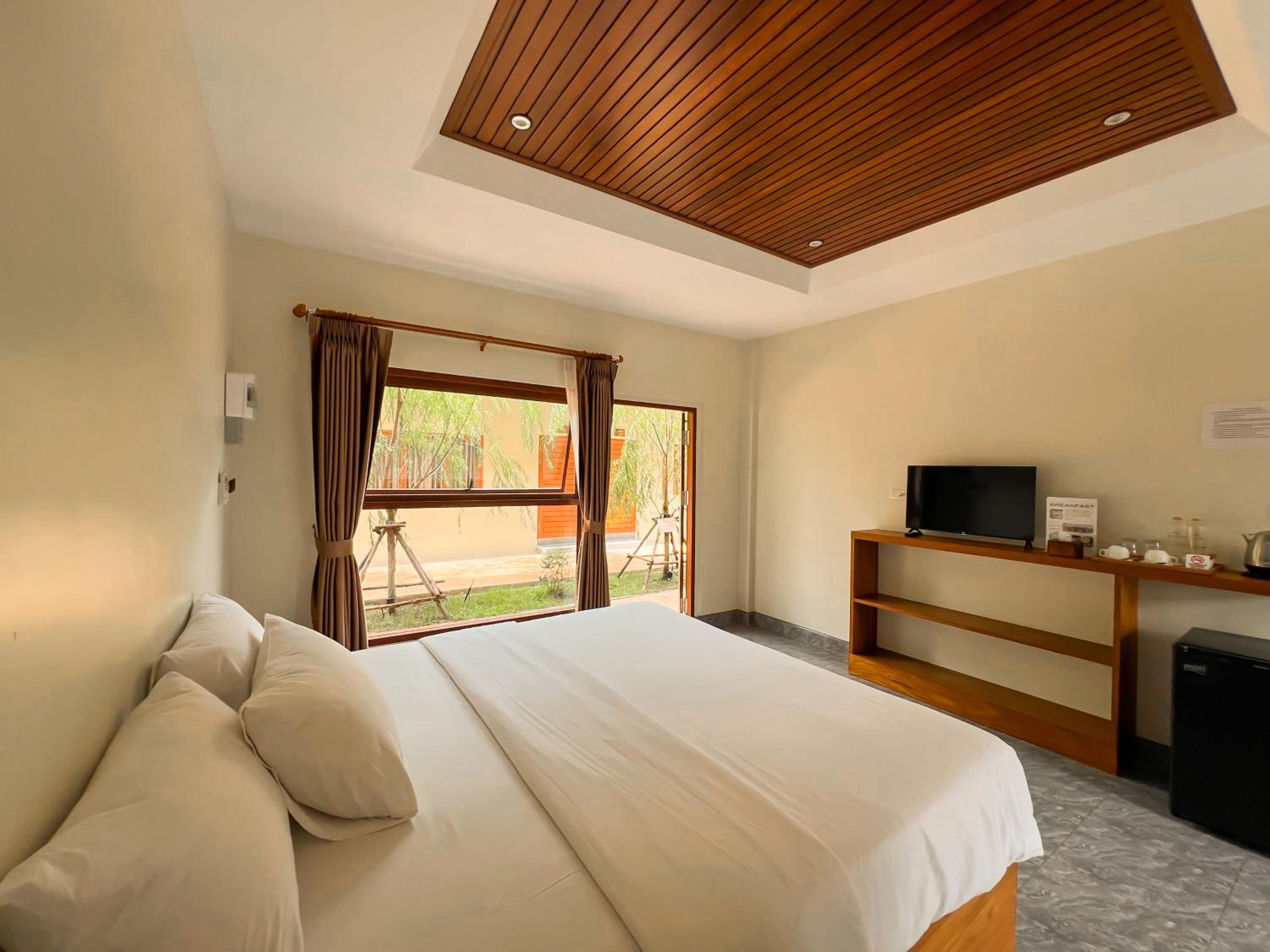 Tachang Airport Hotel