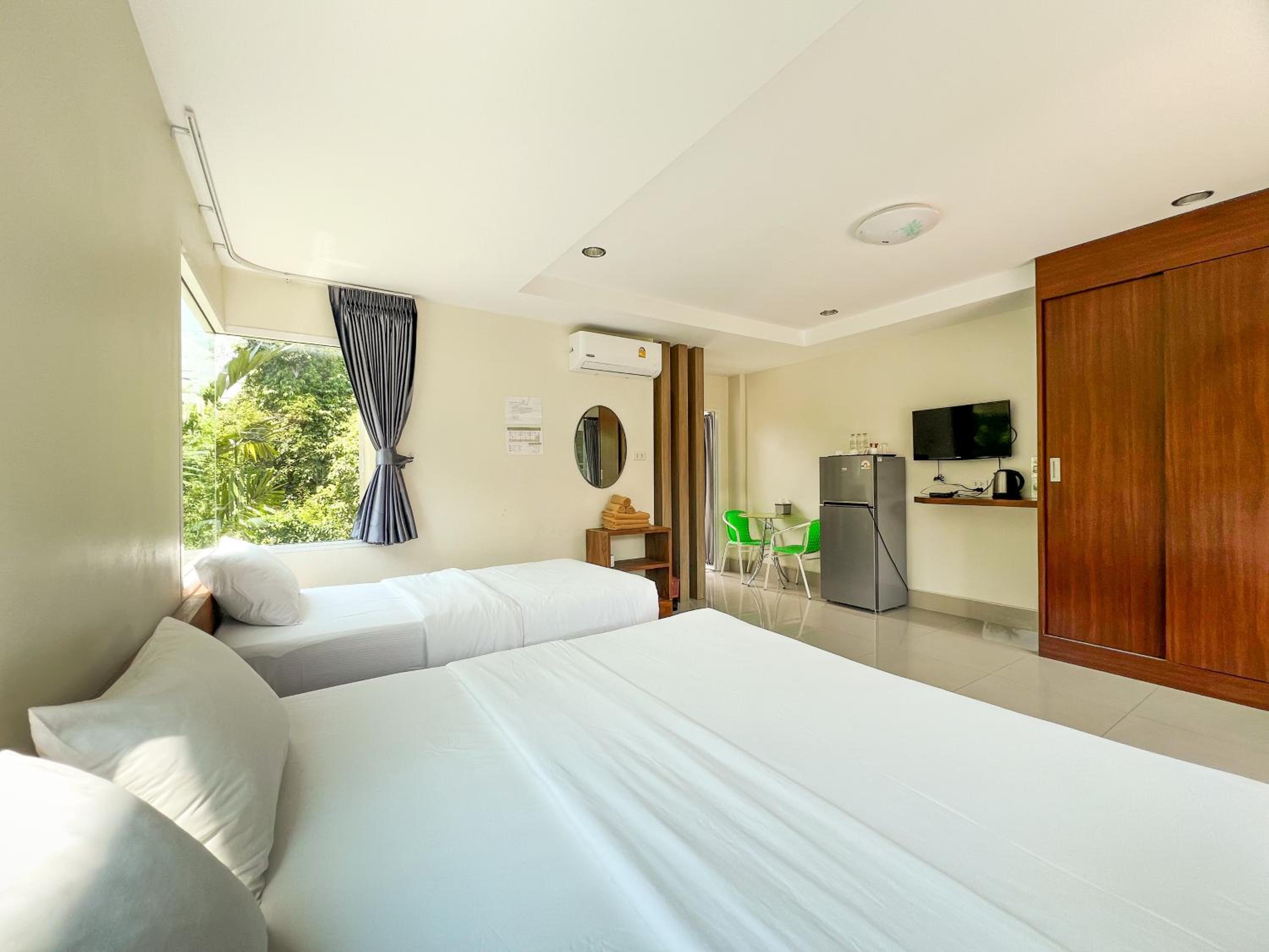 Tachang Airport Hotel