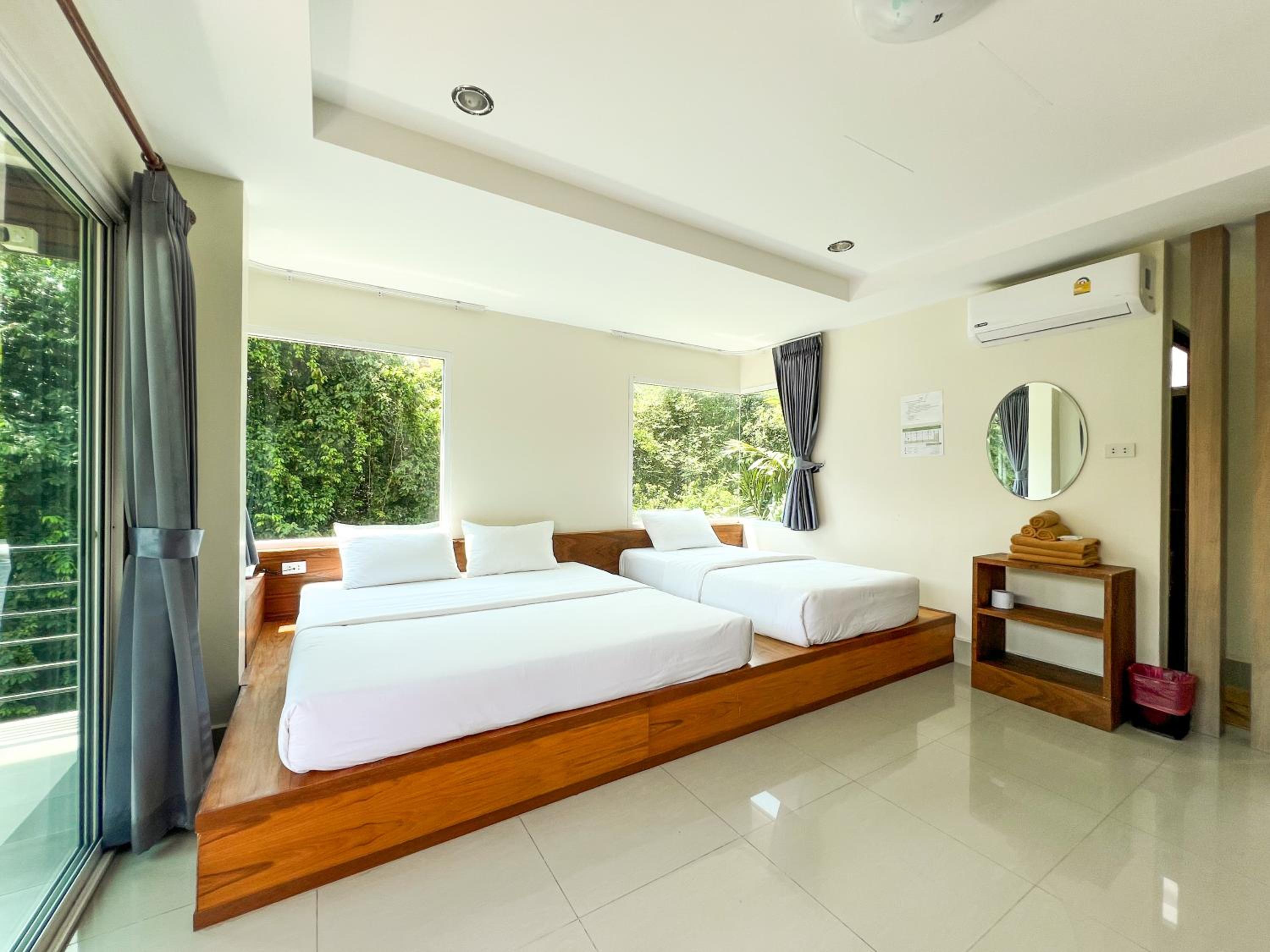 Tachang Airport Hotel
