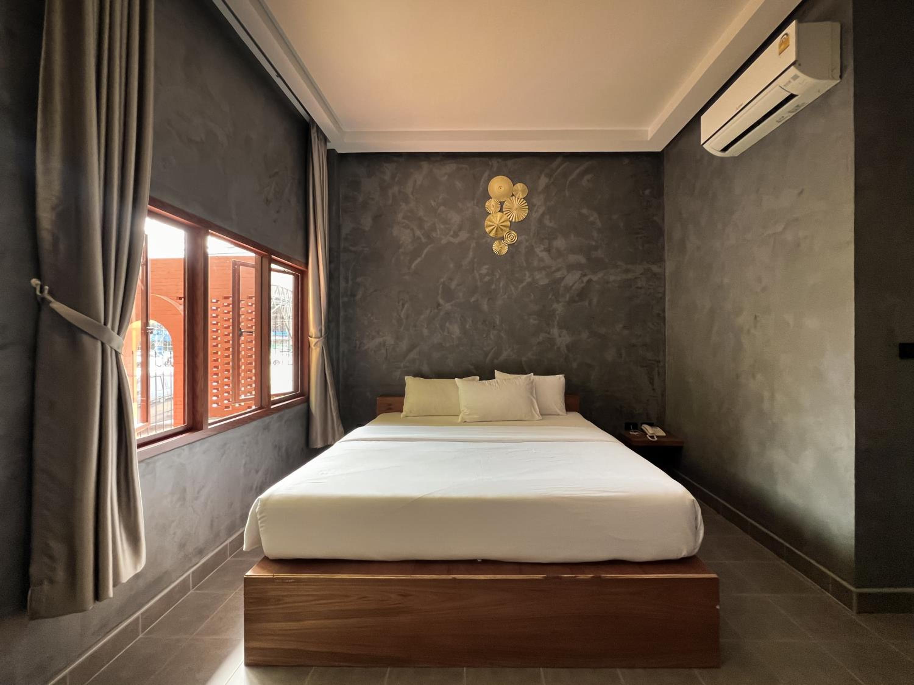 Tachang Airport Hotel