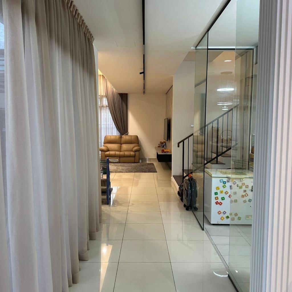 Modern Living photo 1