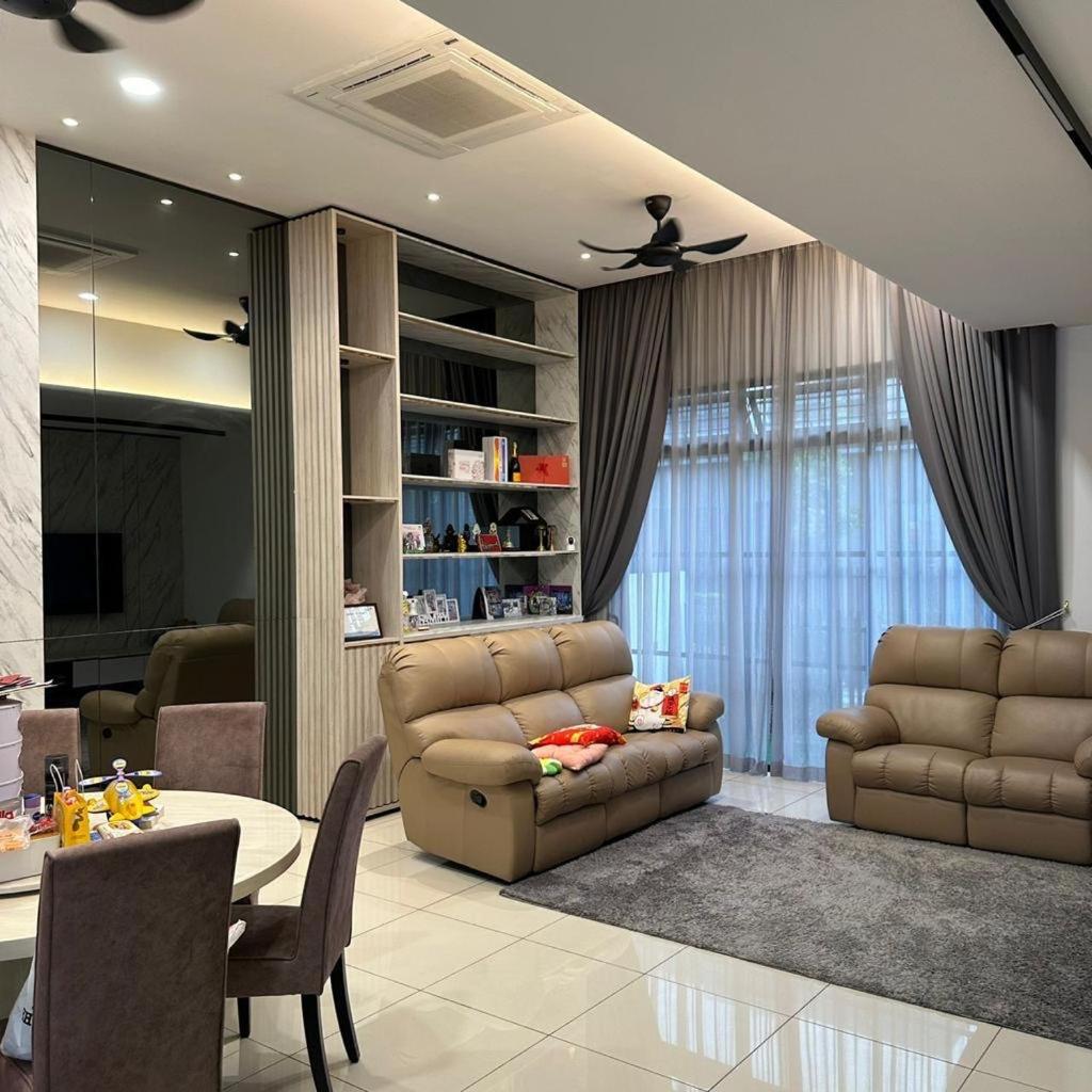 Modern Living photo 2