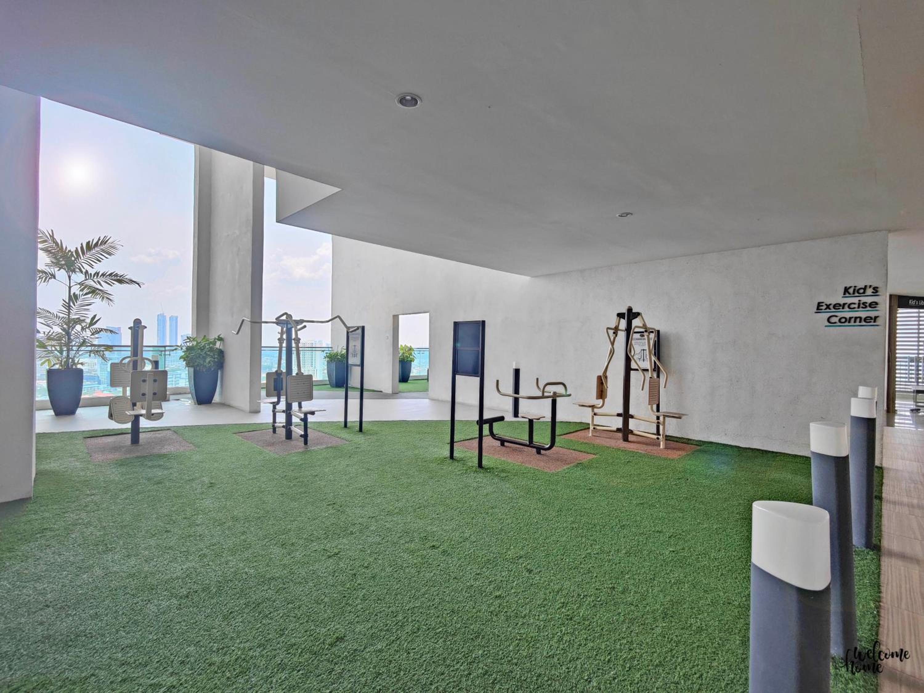 Paragon Suites CIQ Homestay by WELCOME HOME