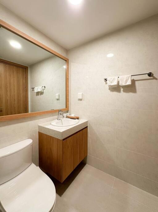 Ryus Apartment at Sohos residence 1414