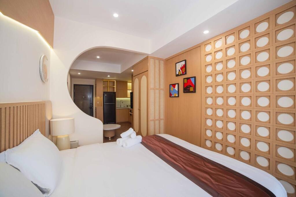 Ryus Apartment at Sohos residence 1414
