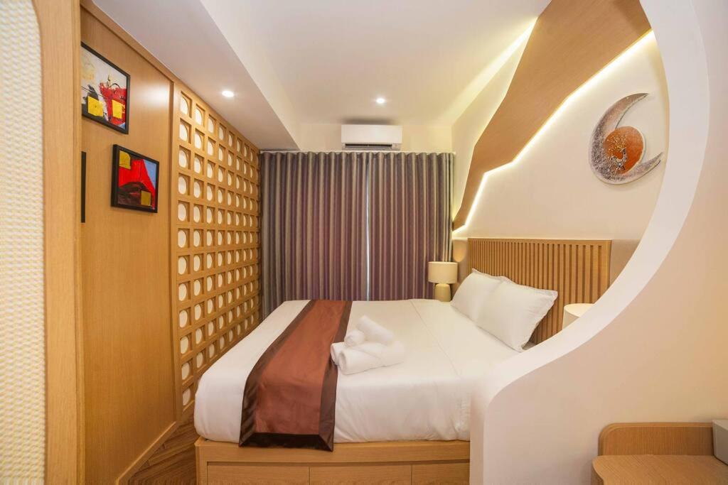 Ryus Apartment at Sohos residence 1414