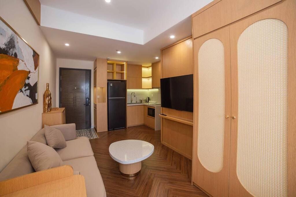 Ryus Apartment at Sohos residence 1414
