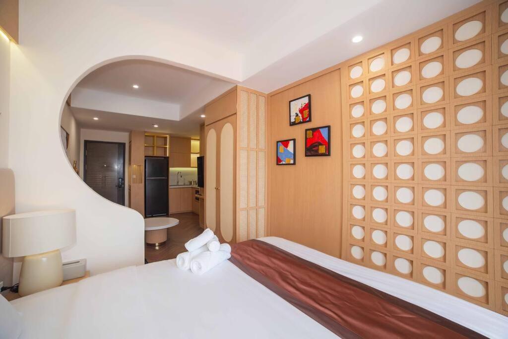 Ryus Apartment at Sohos residence 1414