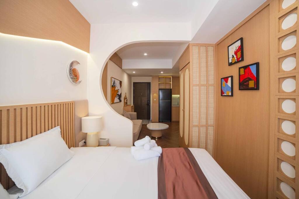 Ryus Apartment at Sohos residence 1414