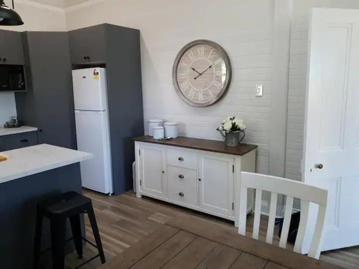 Ellson House - The Heart of the Hunter