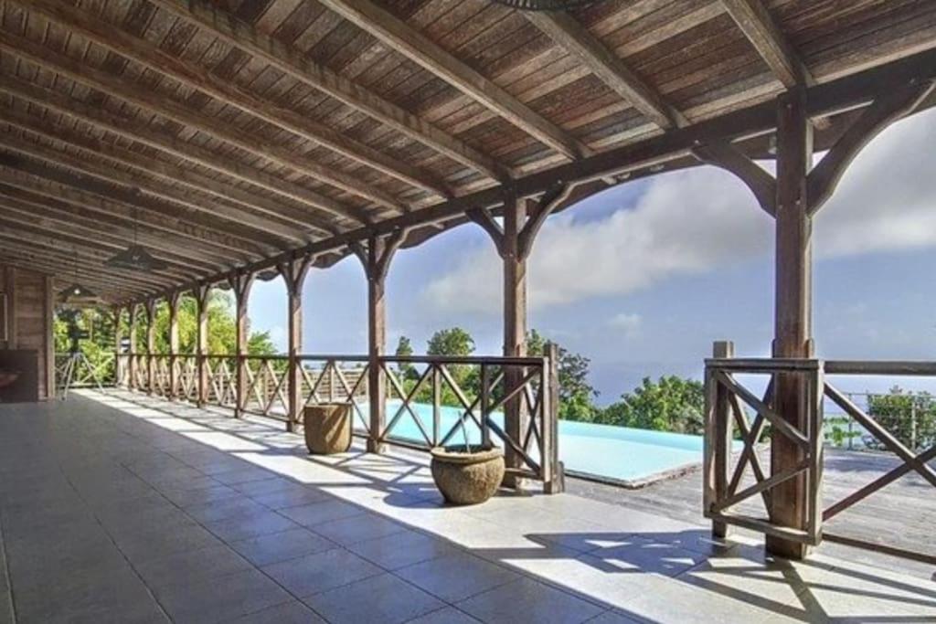 Villa Scarlett, luxueuse villa vue mer 5 étoiles