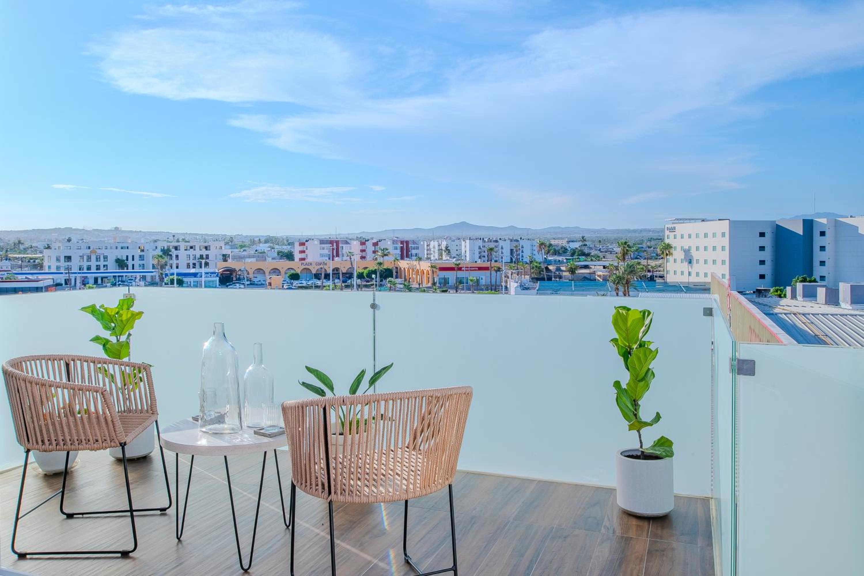 Brand New luxury 2 bedroom condo view 4