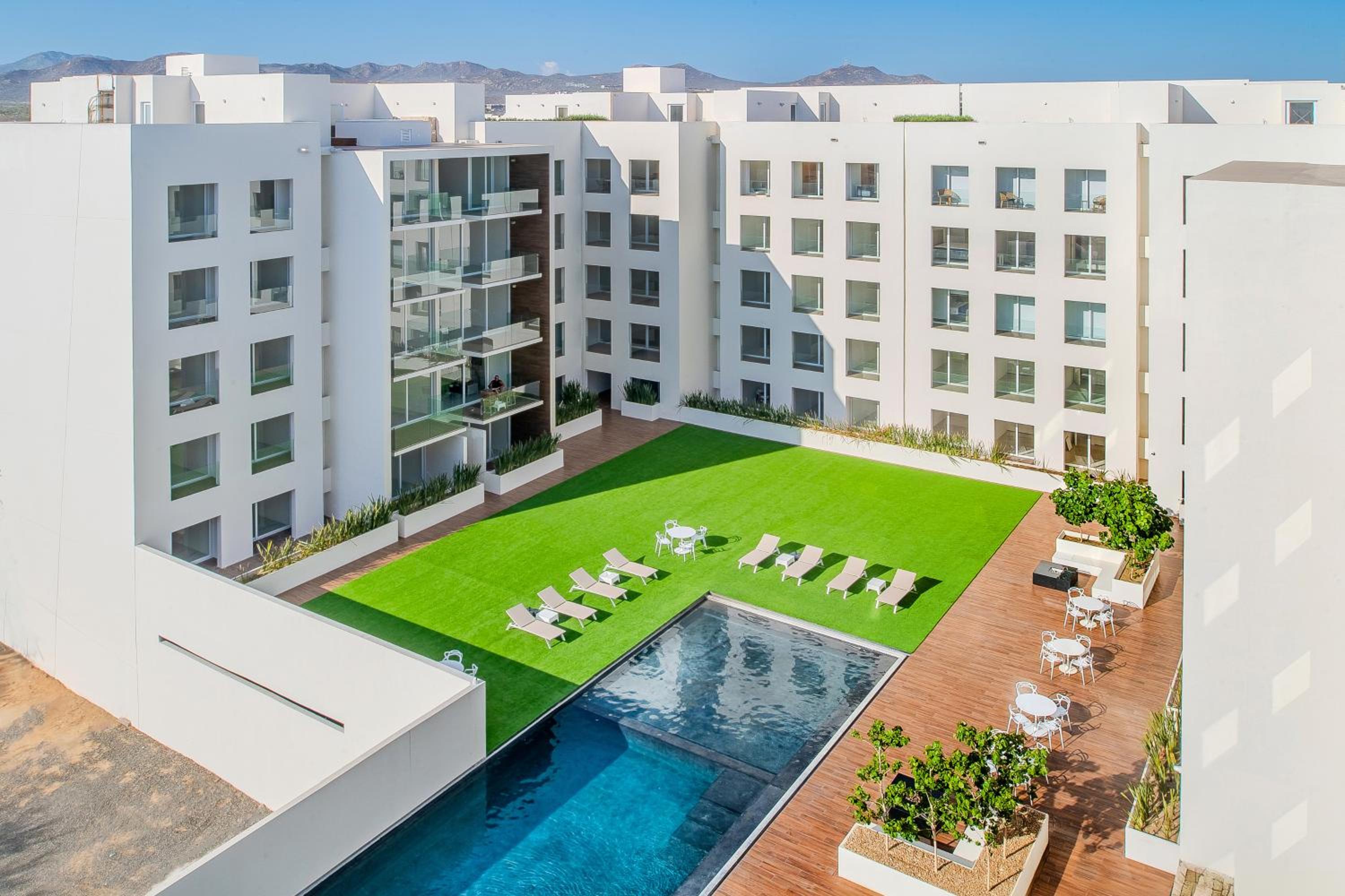 Brand New luxury 2 bedroom condo view 2