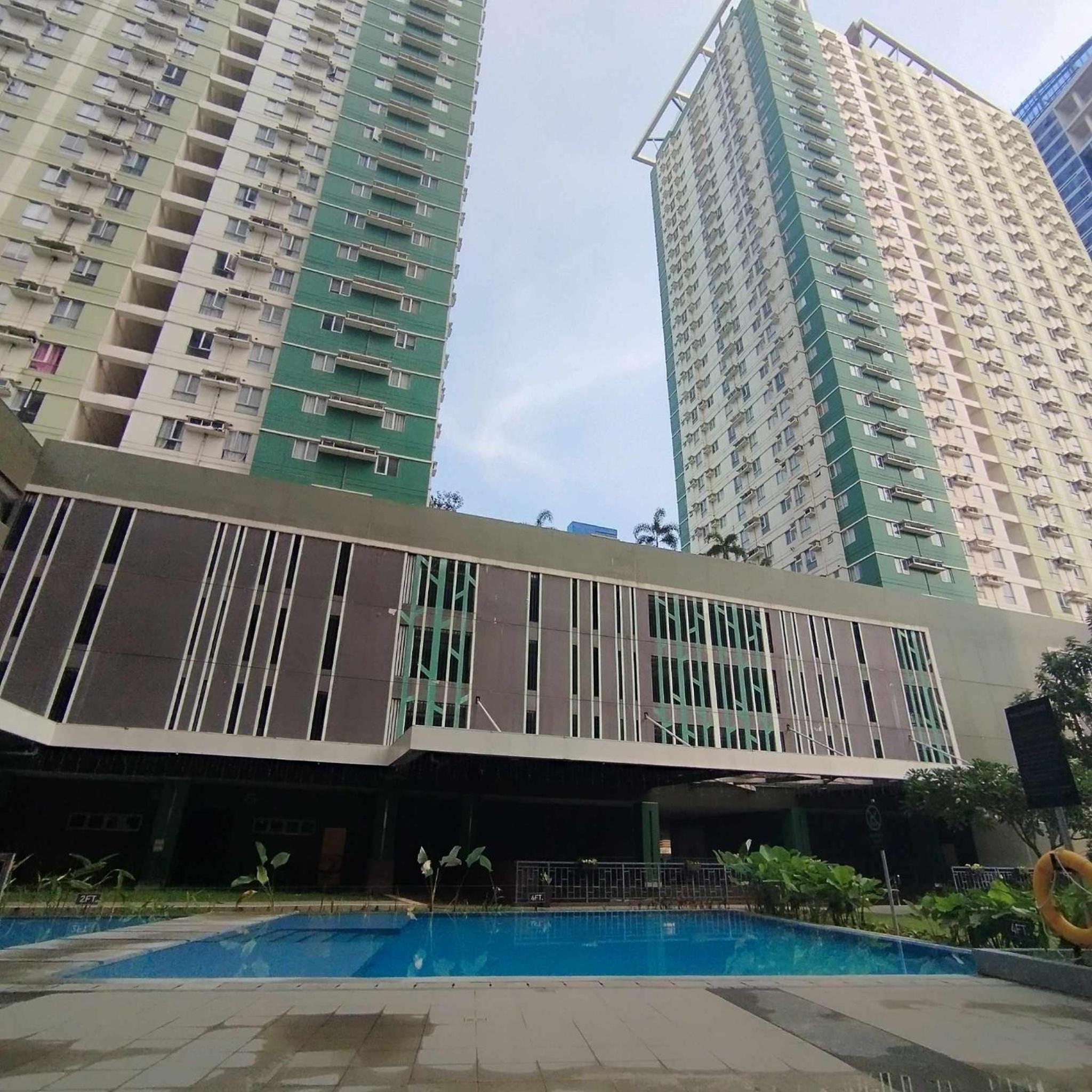 Cozy Avida Studio Unit with pool access