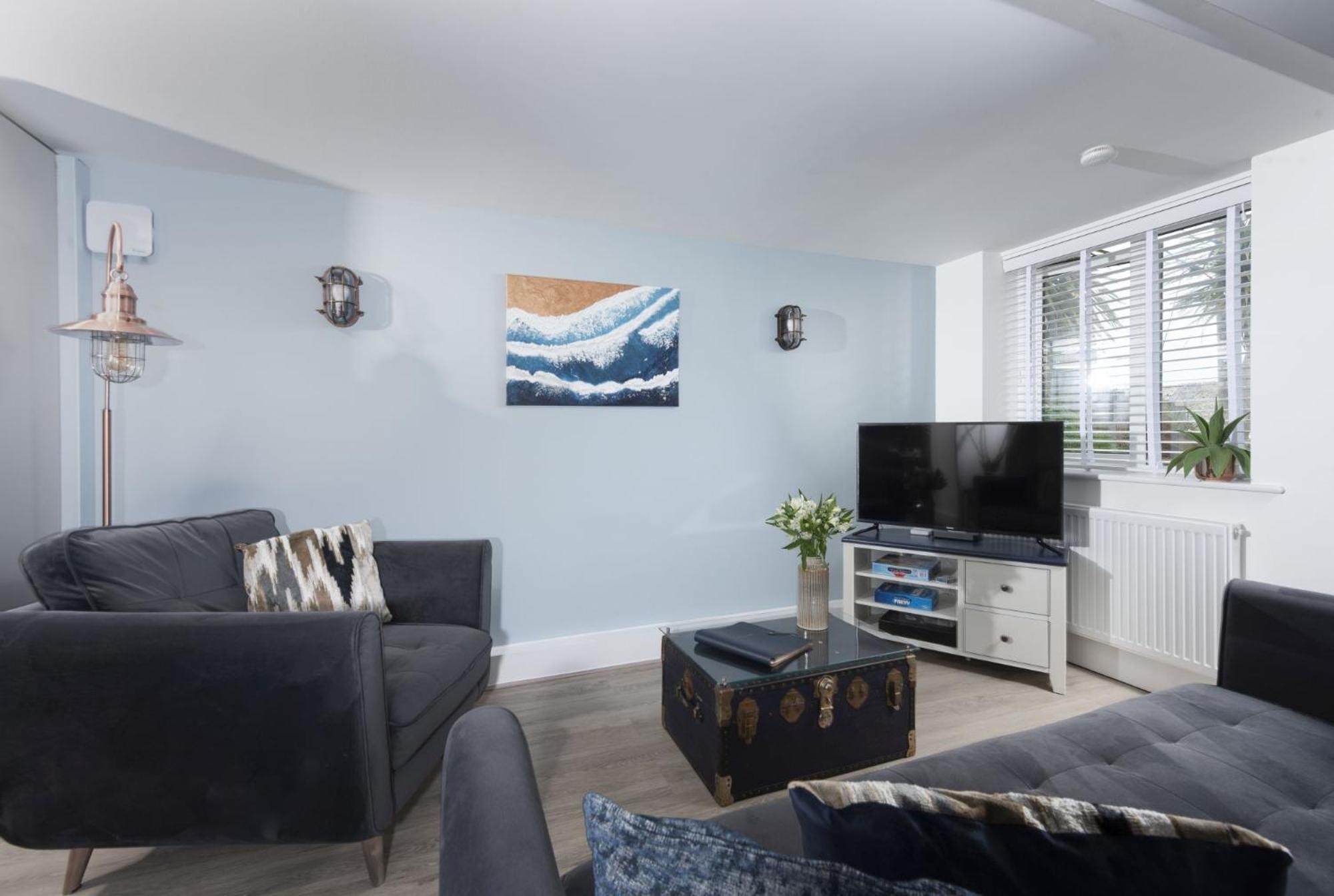 Offshore, Carbis Bay, St Ives view 3